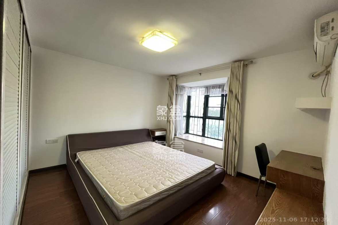 东岸锦城(东方人家) 1室2厅2卫 2200.0元/月 东岸锦城(东方人家) 1室2厅2卫 2200.0元/月室内图