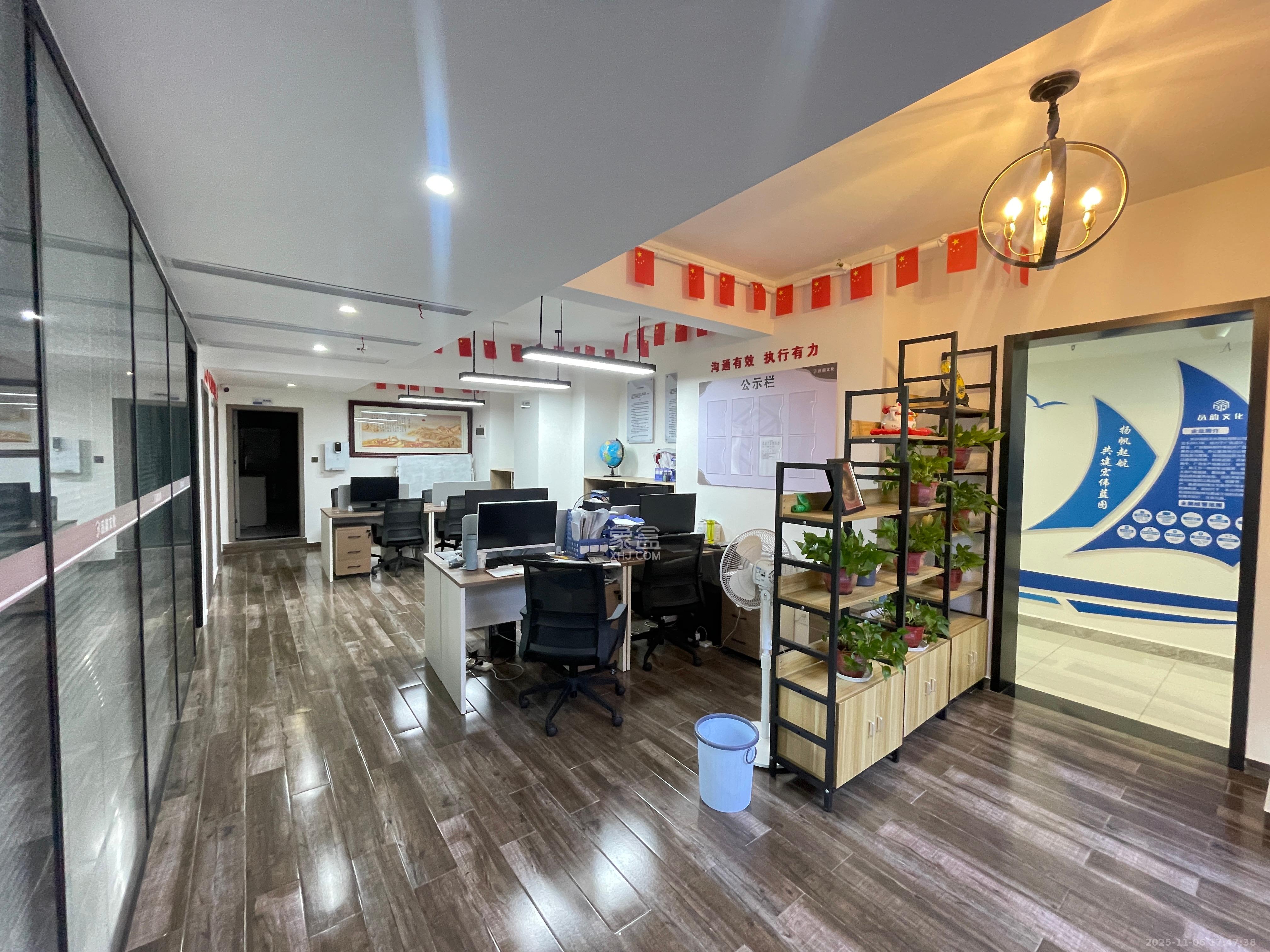 华润翡翠府  1室1厅1卫    11000.0元/月室内图