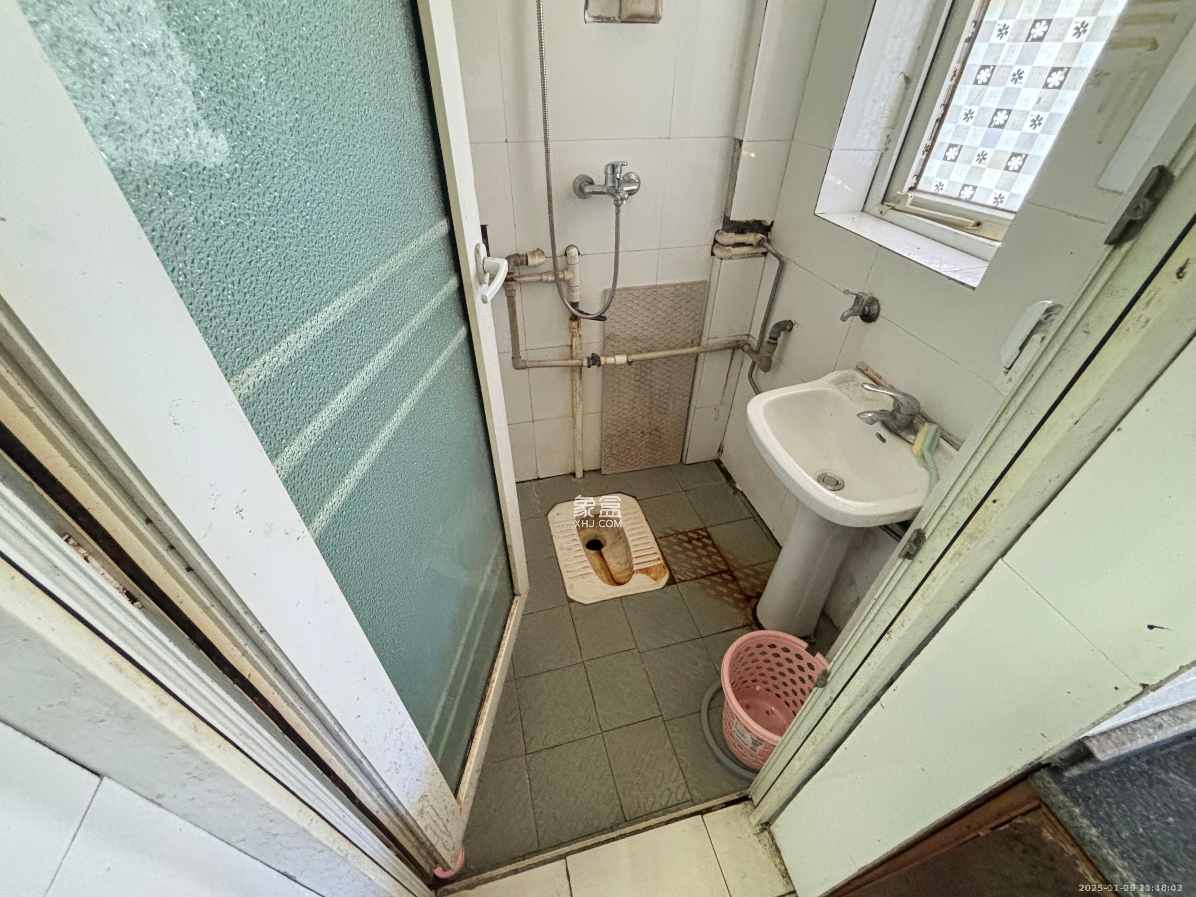 雨花大厦（云海大厦）  1室0厅0卫    1600.0元/月室内图