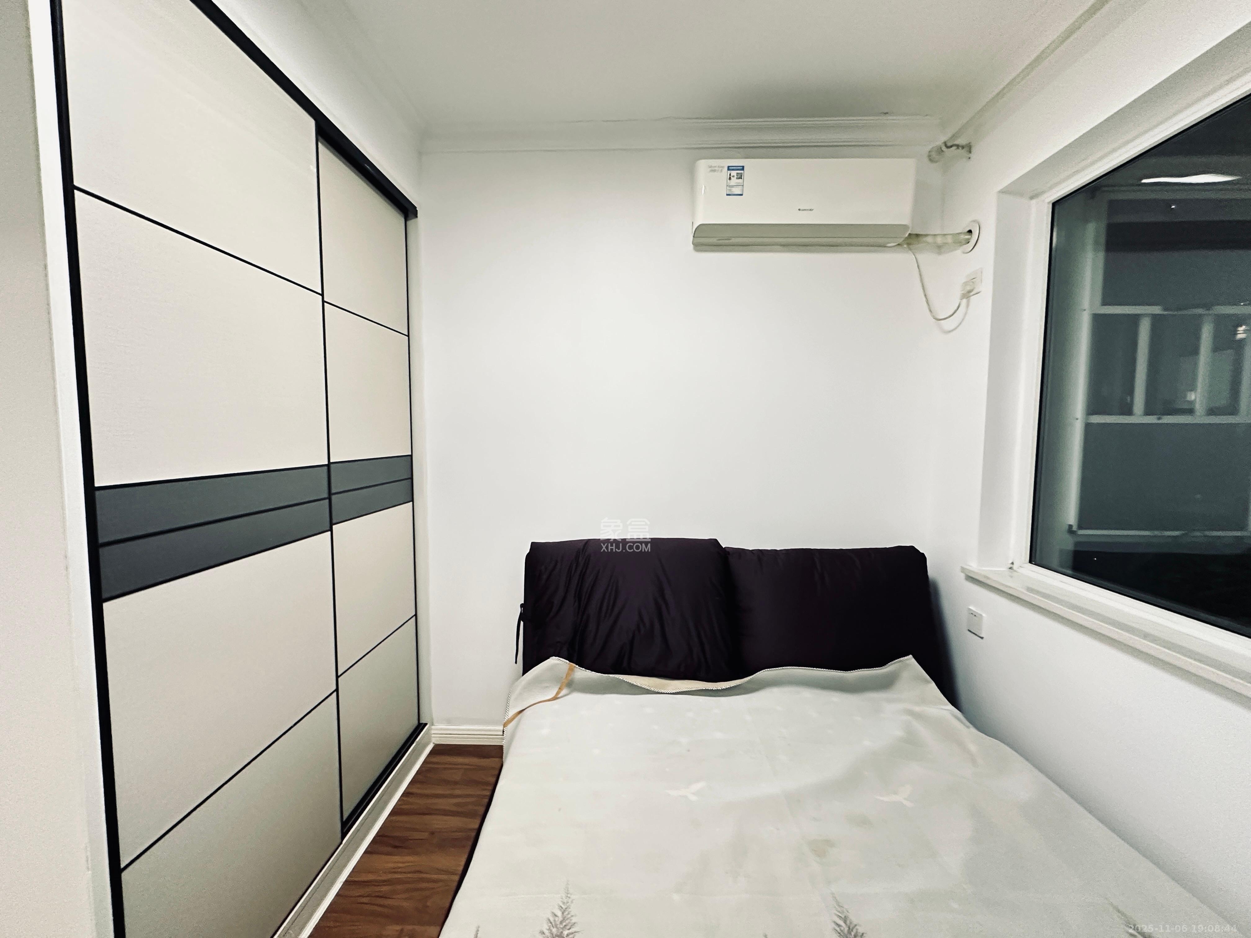 当代滨江MOMA  3室2厅1卫    3500.0元/月室内图