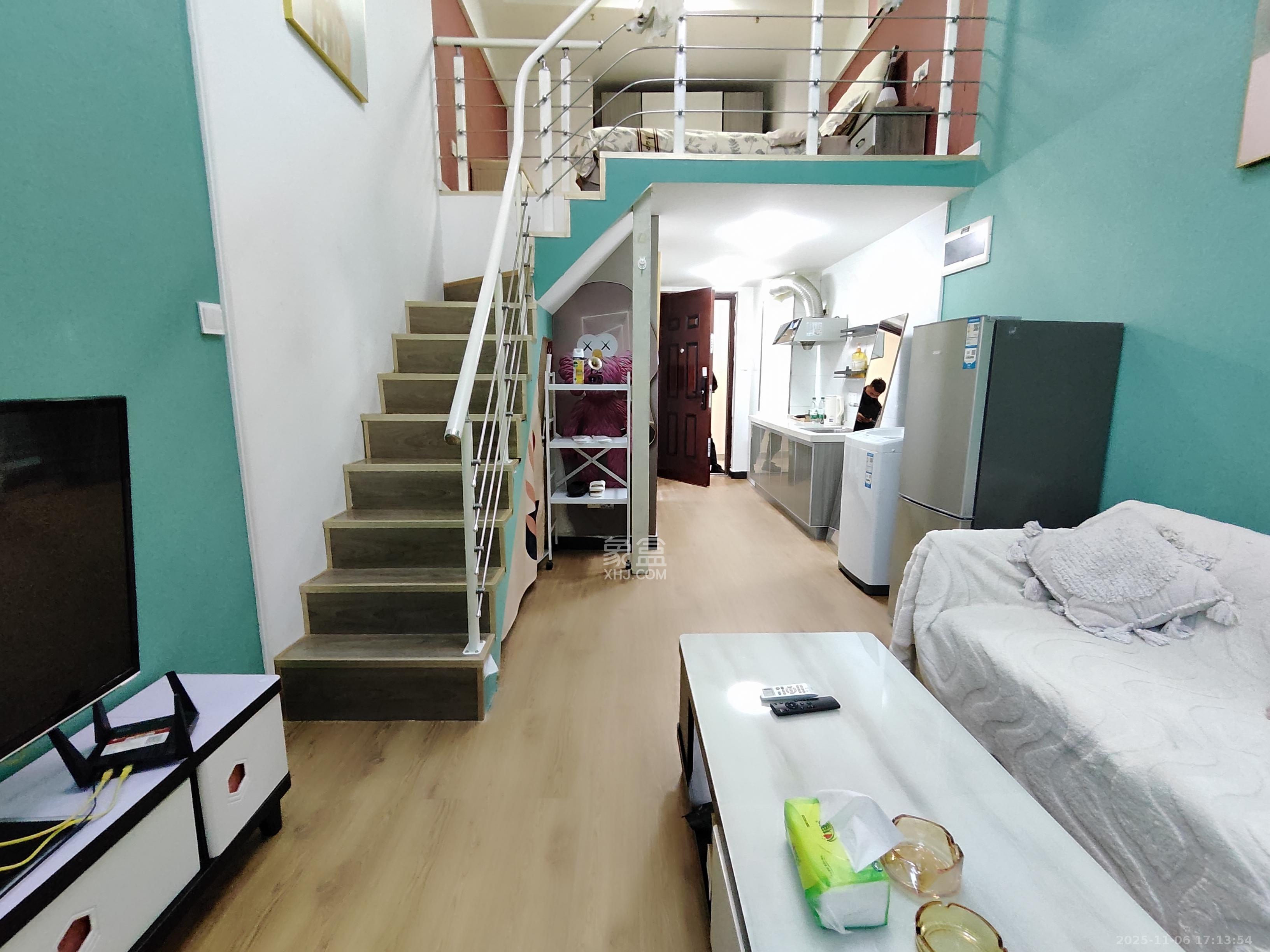 华润翡翠府  1室1厅1卫    1600.0元/月