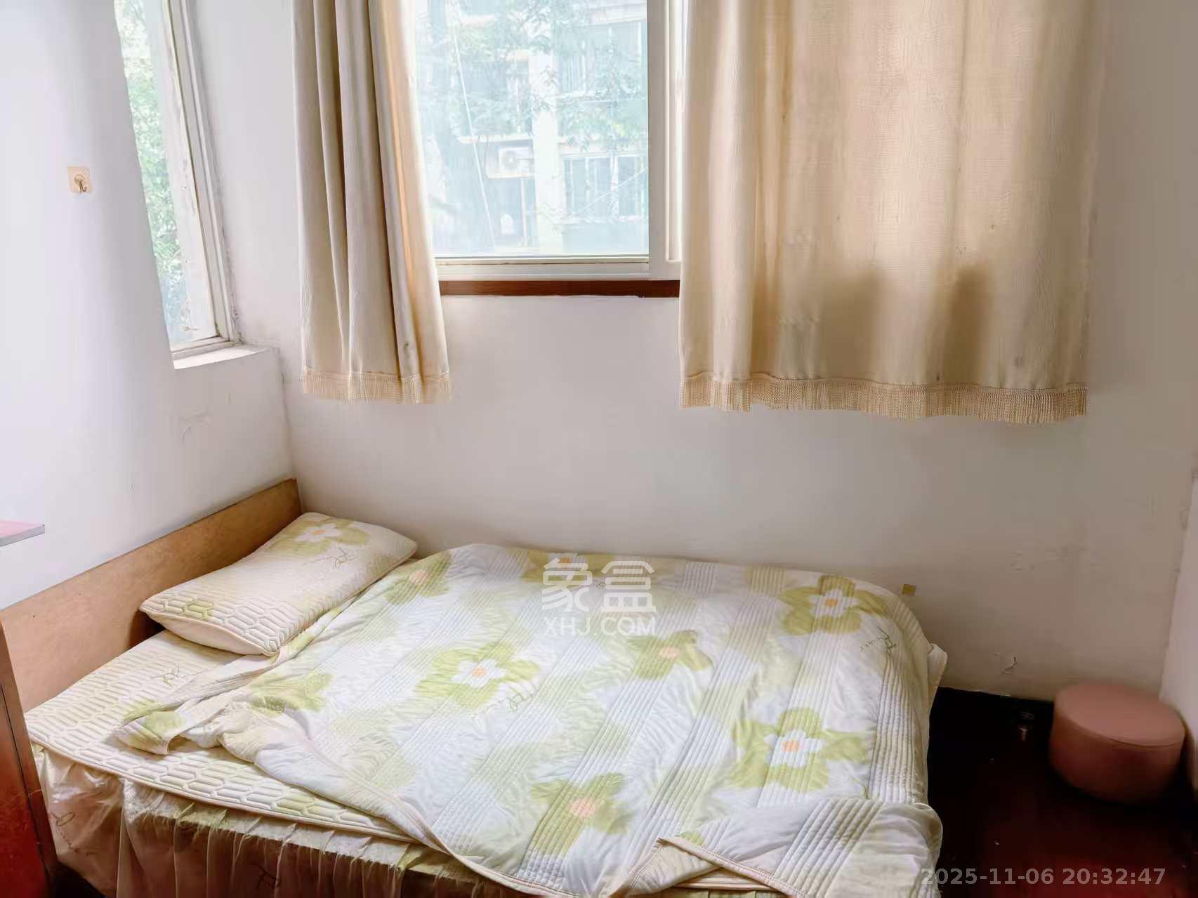 中建桂苑  3室2厅1卫    1800.0元/月室内图