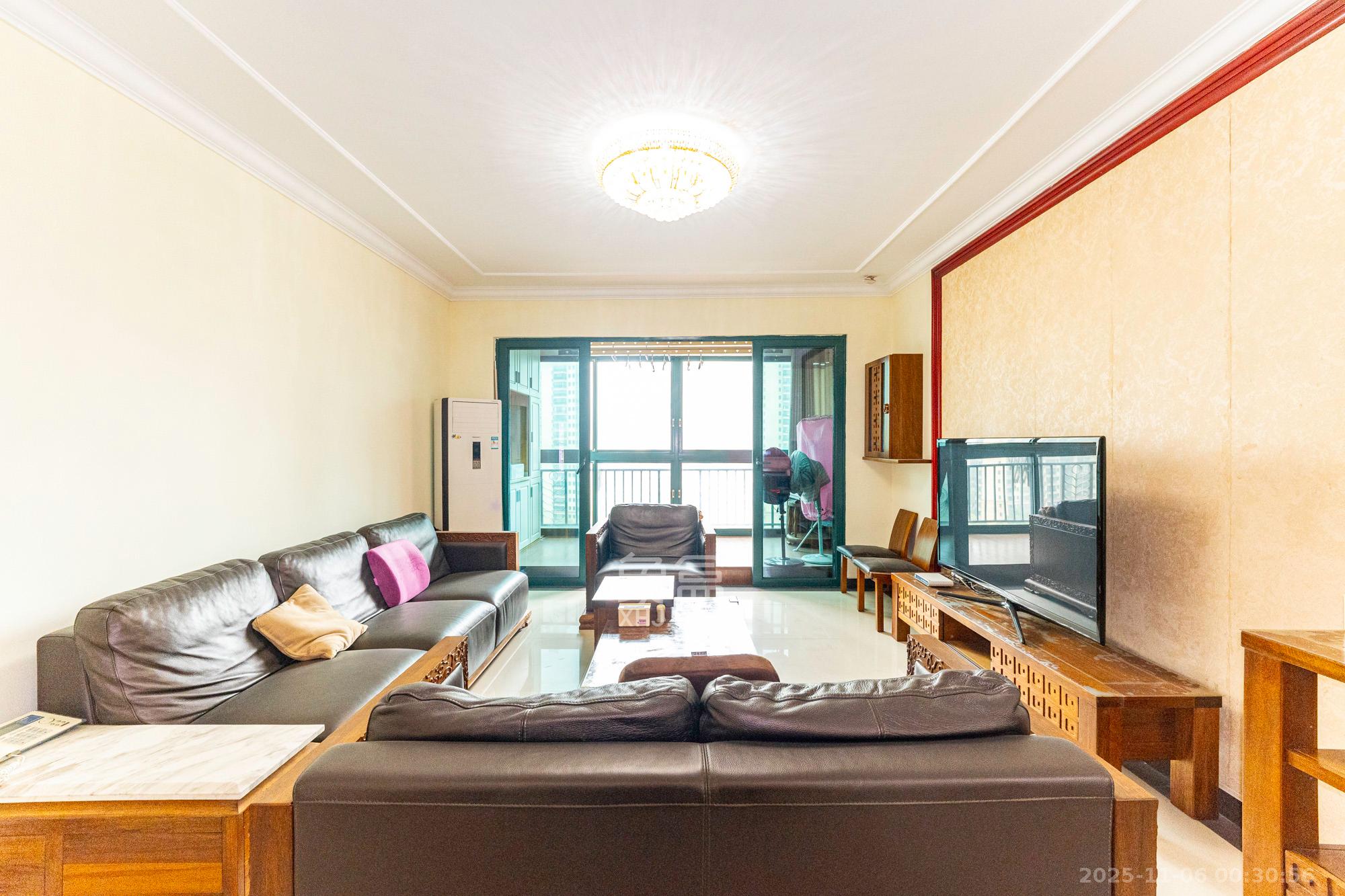 恒大雅苑  4室2厅2卫    170.0万