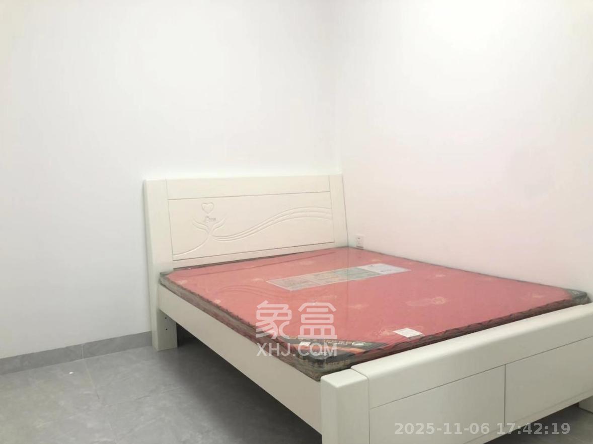 惟盛园  1室2厅1卫    2400.0元/月室内图