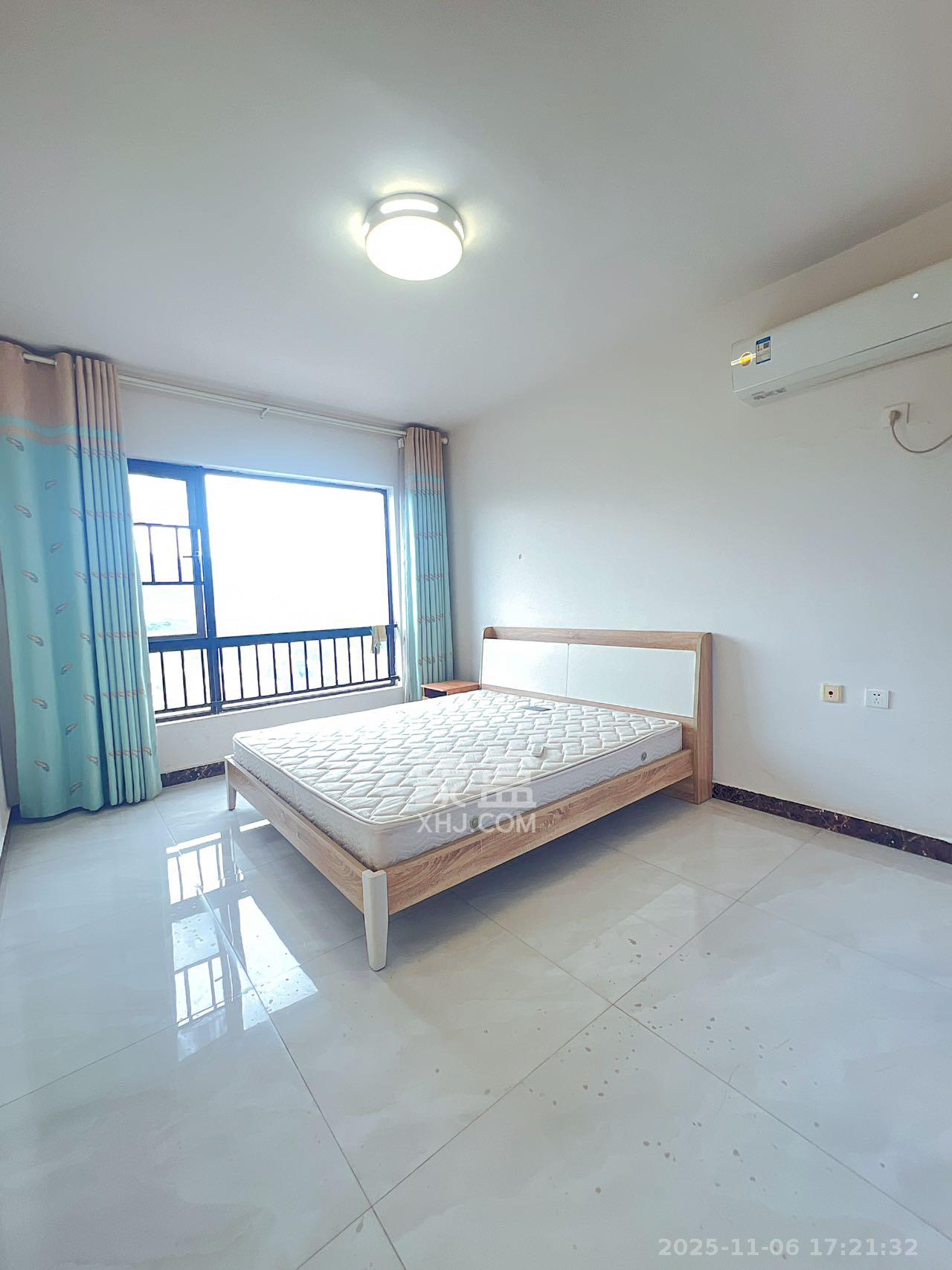 达美D6区  1室2厅1卫    2100.0元/月室内图