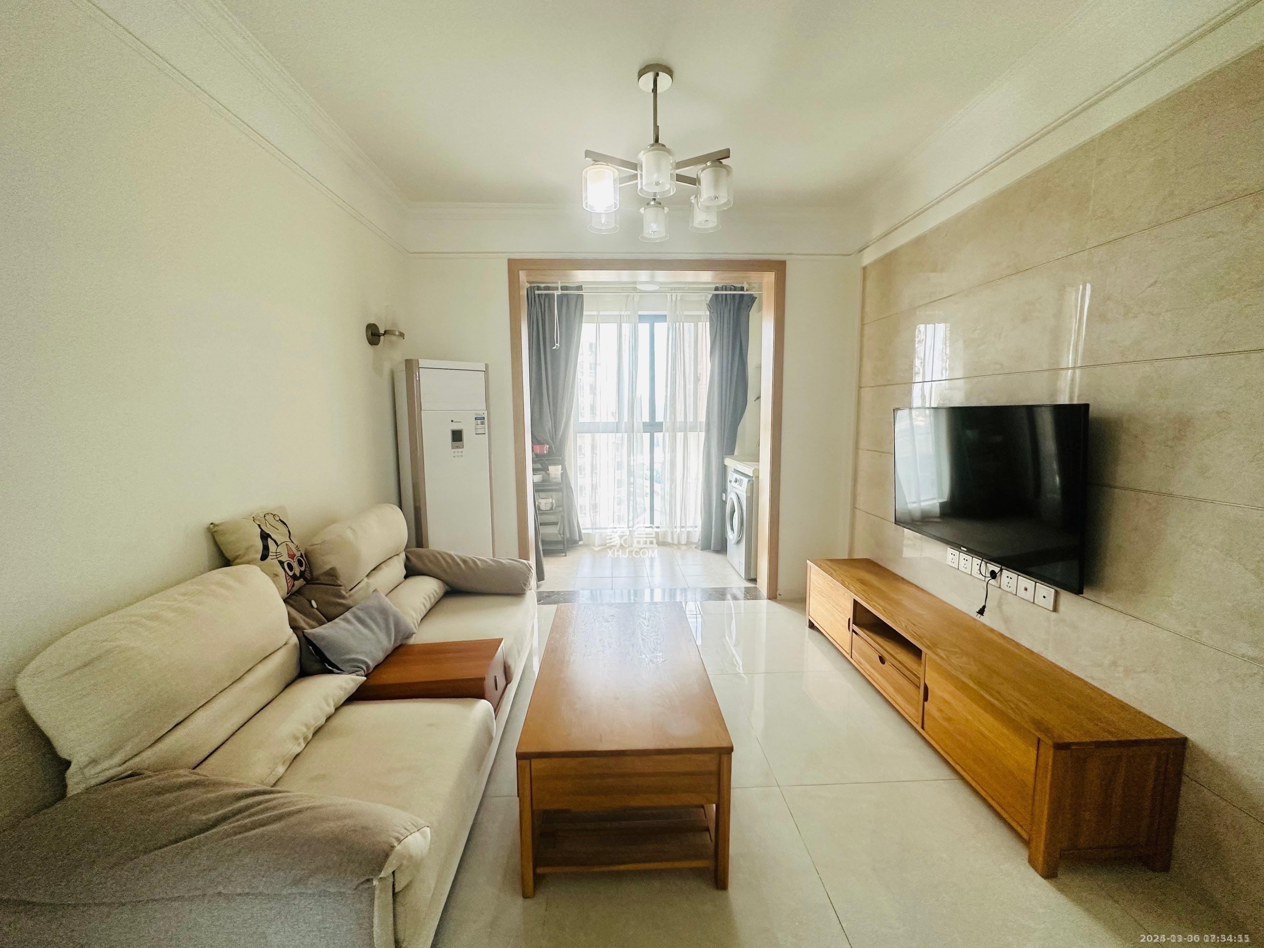 荣盛花语城  3室2厅1卫    1800.0元/月