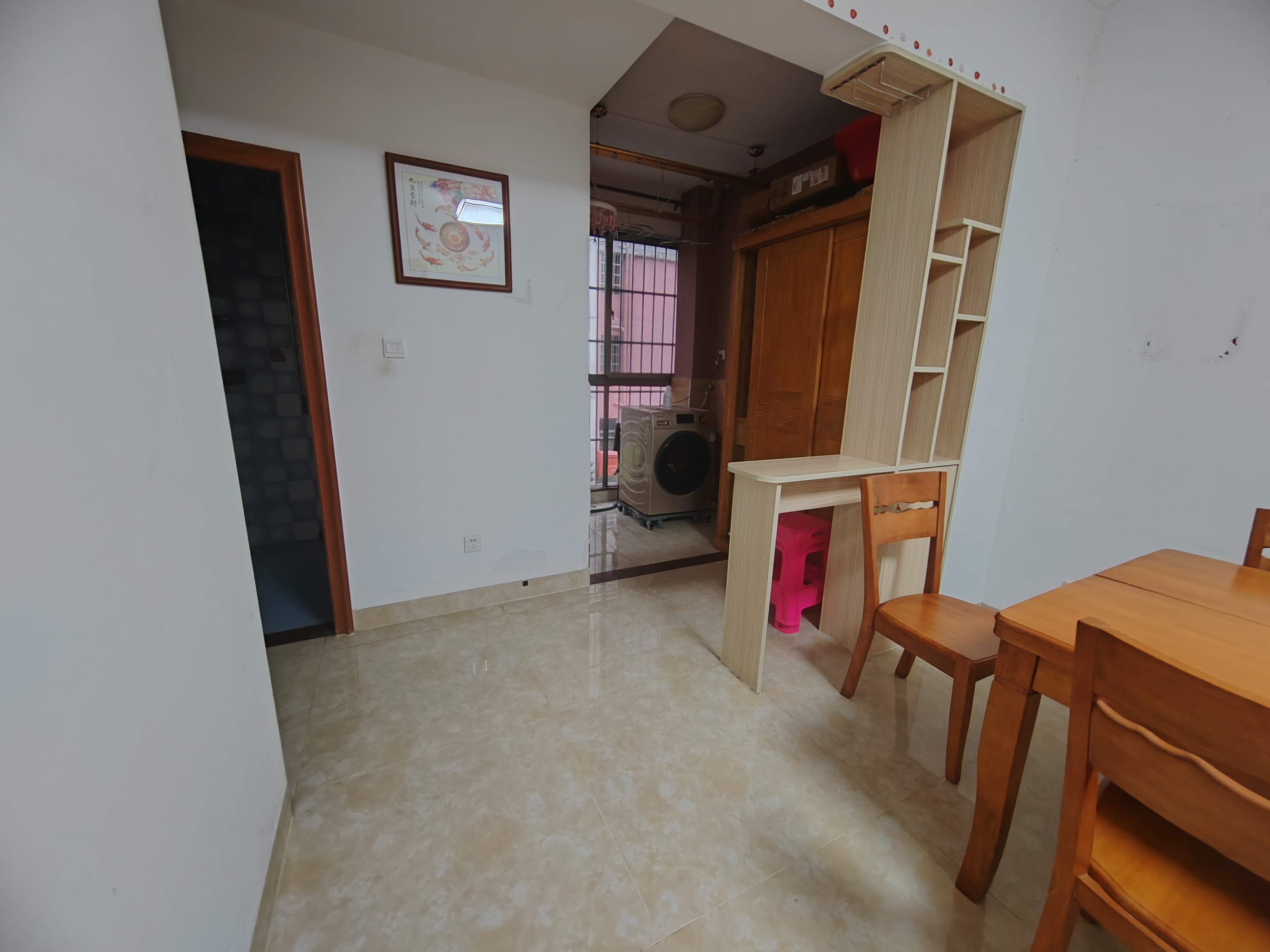 南海花园 2室2厅1卫 2000.0元/月 南海花园 2室2厅1卫 2000.0元/月室内图