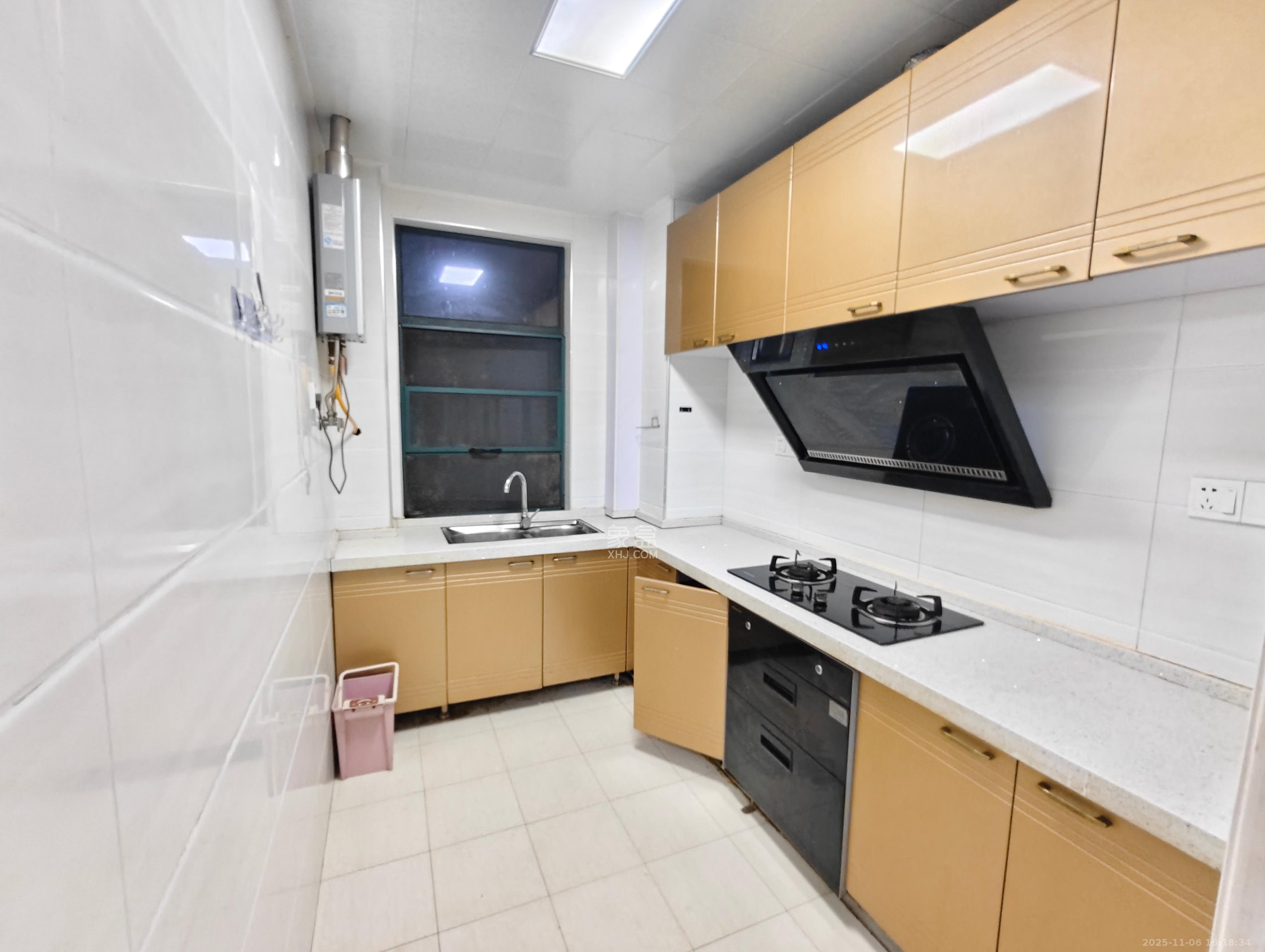 兴旺正佳广场（金石雅苑）  1室2厅1卫    2600.0元/月室内图