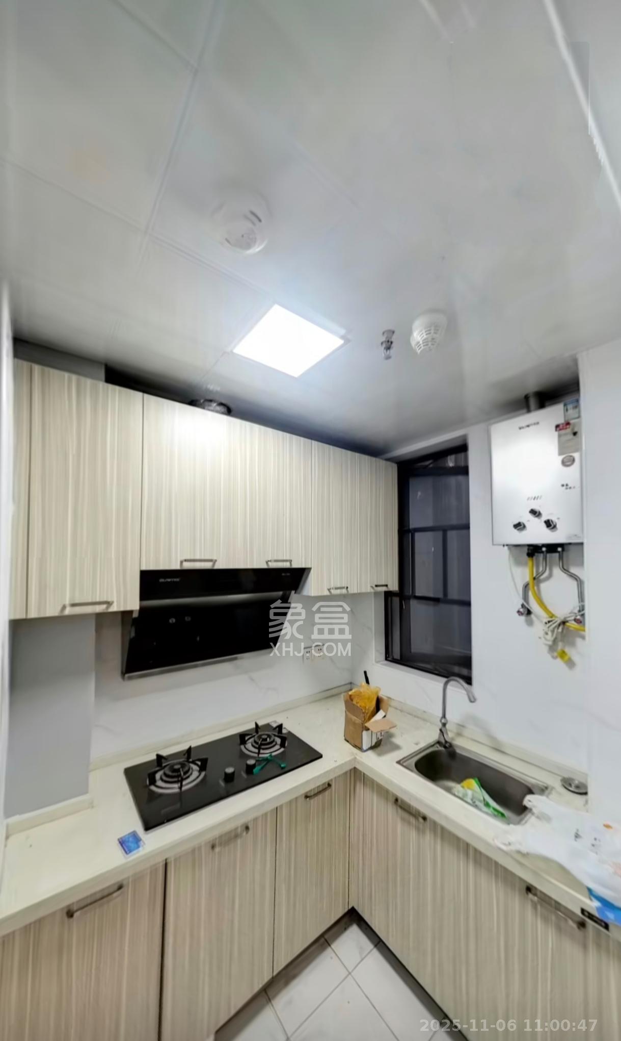 长房八方里（长房公园里）   60.0㎡      2200.0元/月室内图