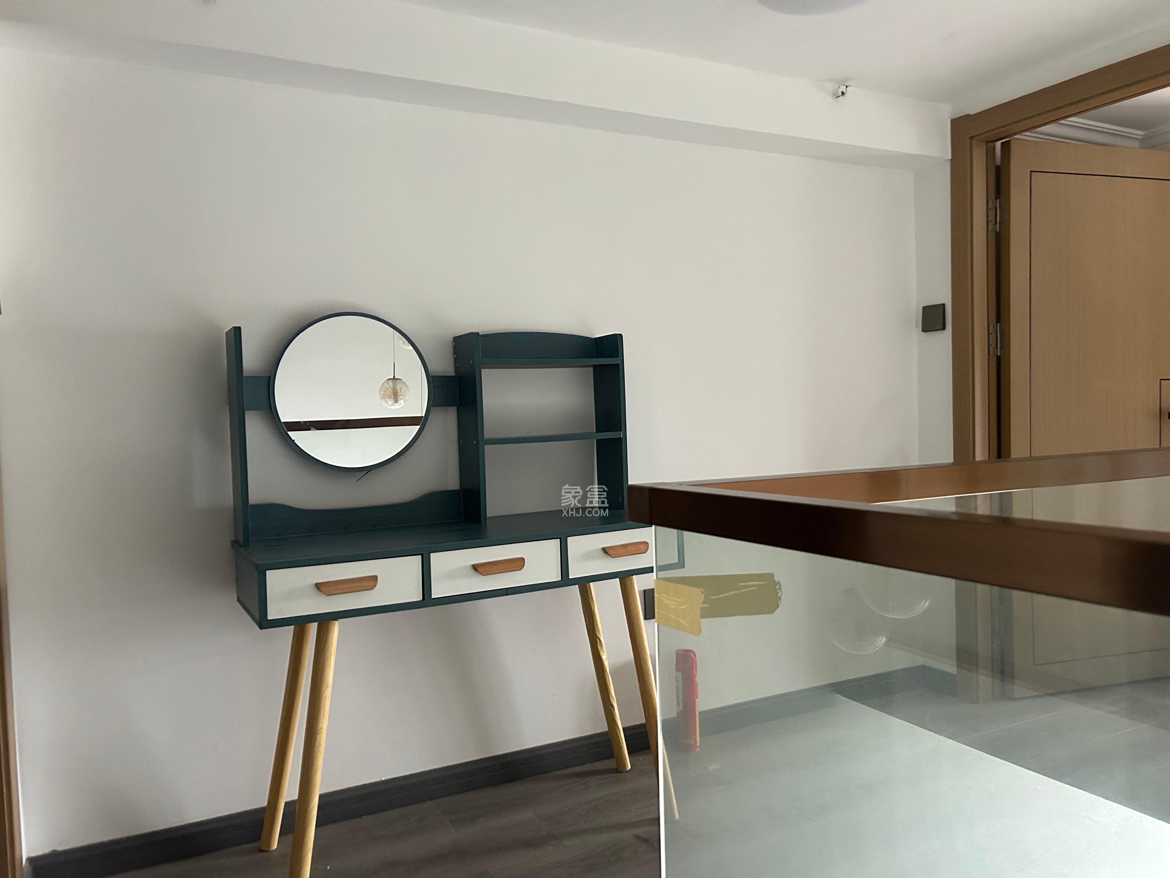 海伦春天 1室1厅1卫 1600.0元/月 海伦春天 1室1厅1卫 1600.0元/月室内图