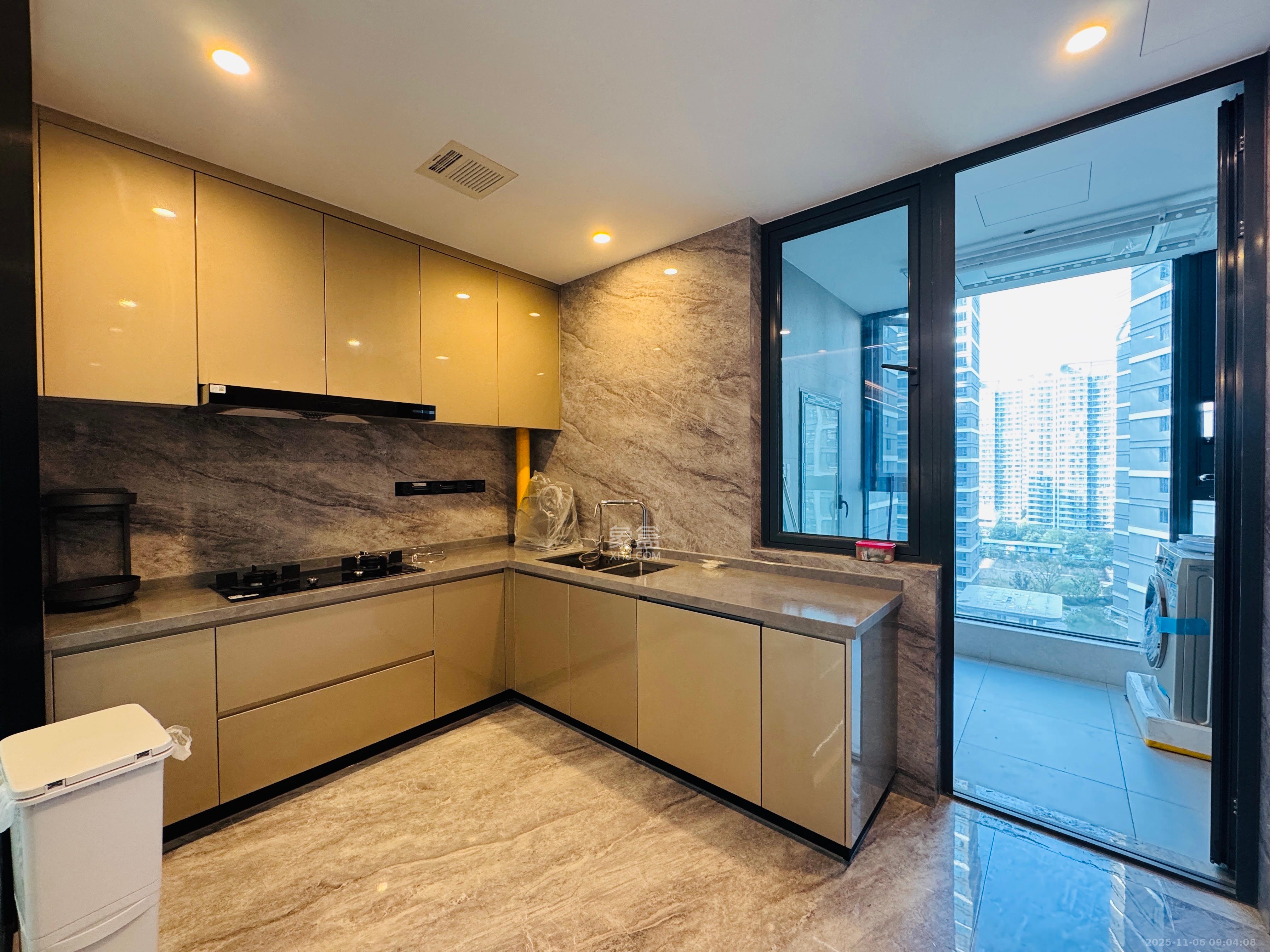 旭辉铂悦湘江 4室2厅3卫 18700.0元/月 旭辉铂悦湘江 4室2厅3卫 18700.0元/月室内图