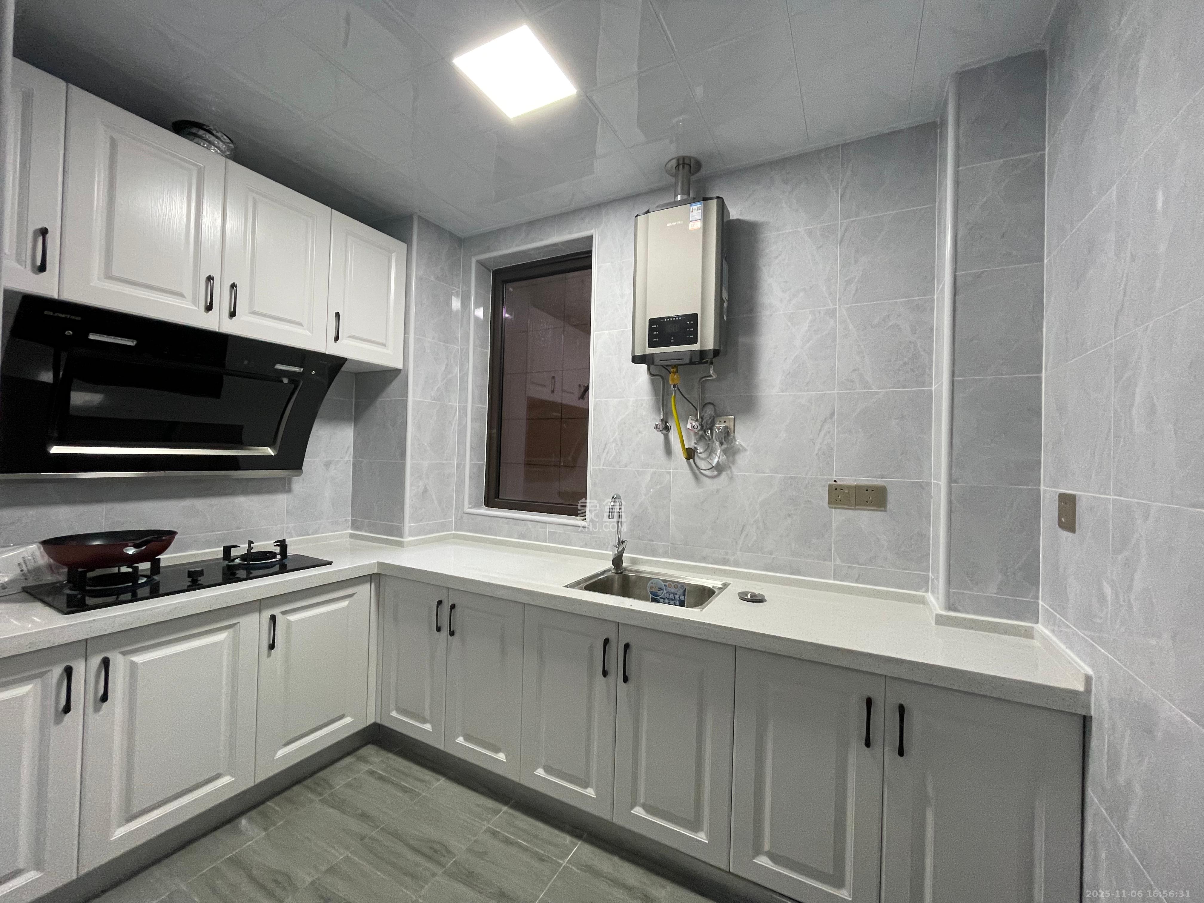 鑫远悦城（鑫远悦时代）  3室2厅1卫    2400.0元/月室内图