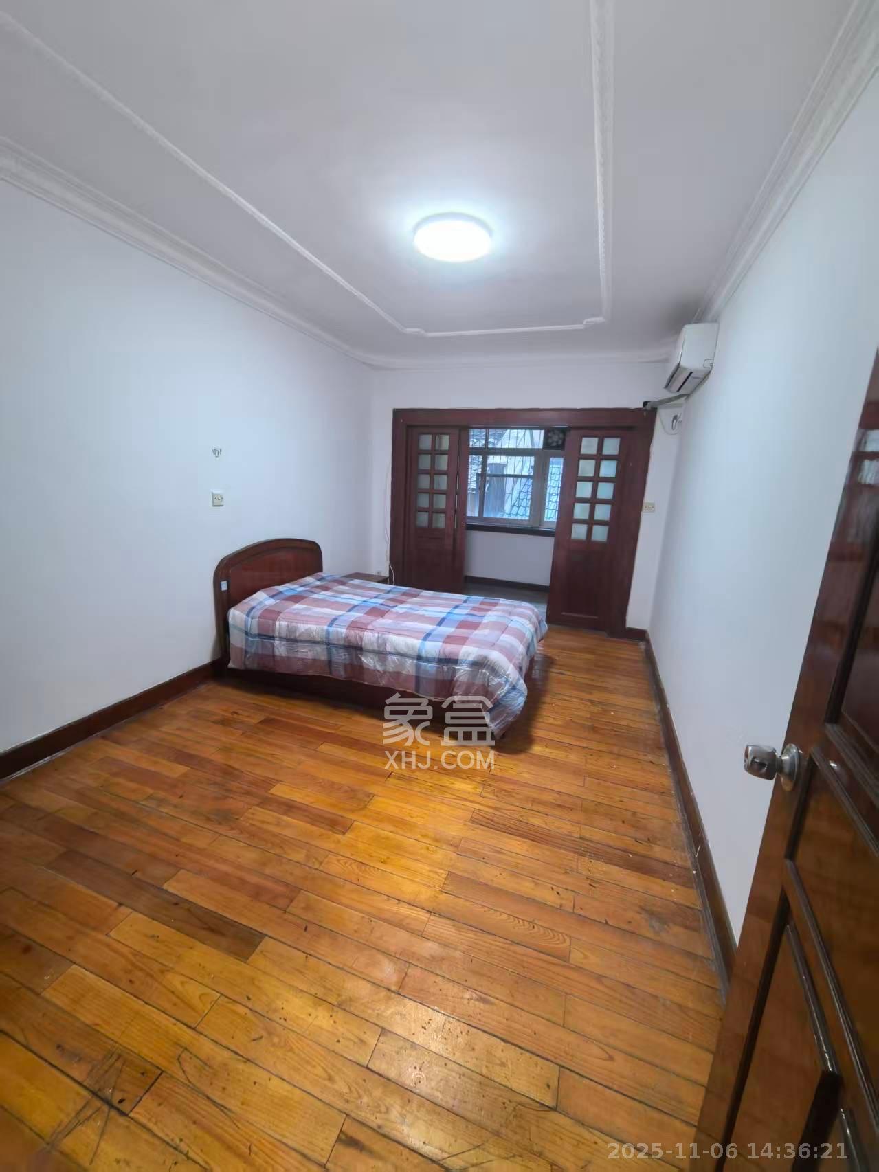 赐闲湖（机关事务管理单位房）  3室2厅2卫    2600.0元/月室内图