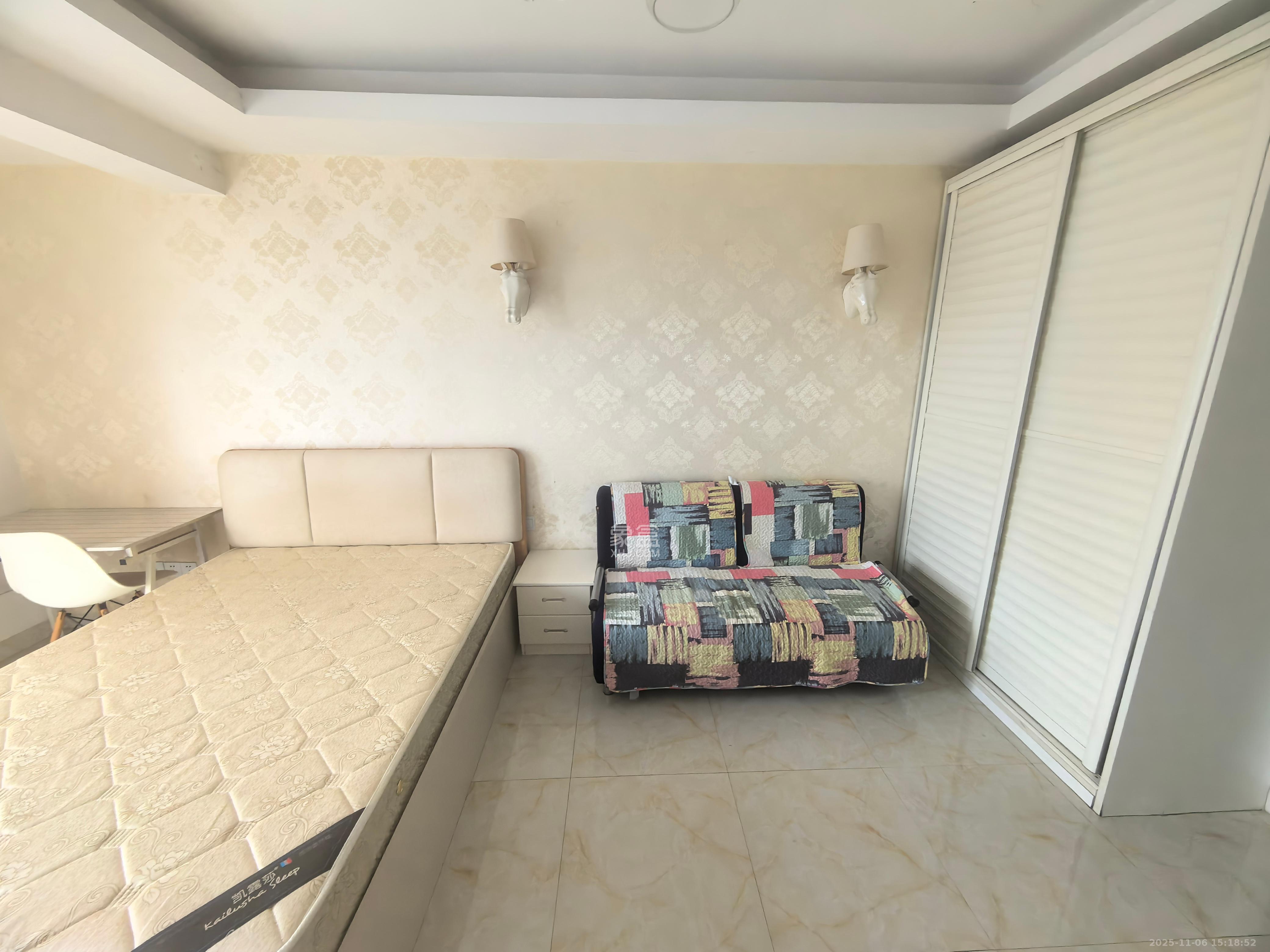 佳兴国际汇  1室1厅1卫    1700.0元/月室内图