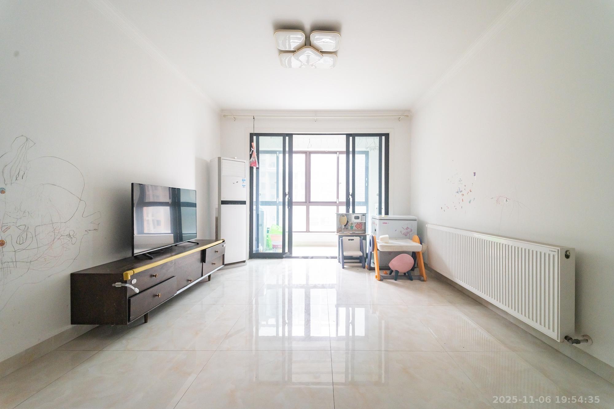 未来漫城  3室2厅1卫    75.0万