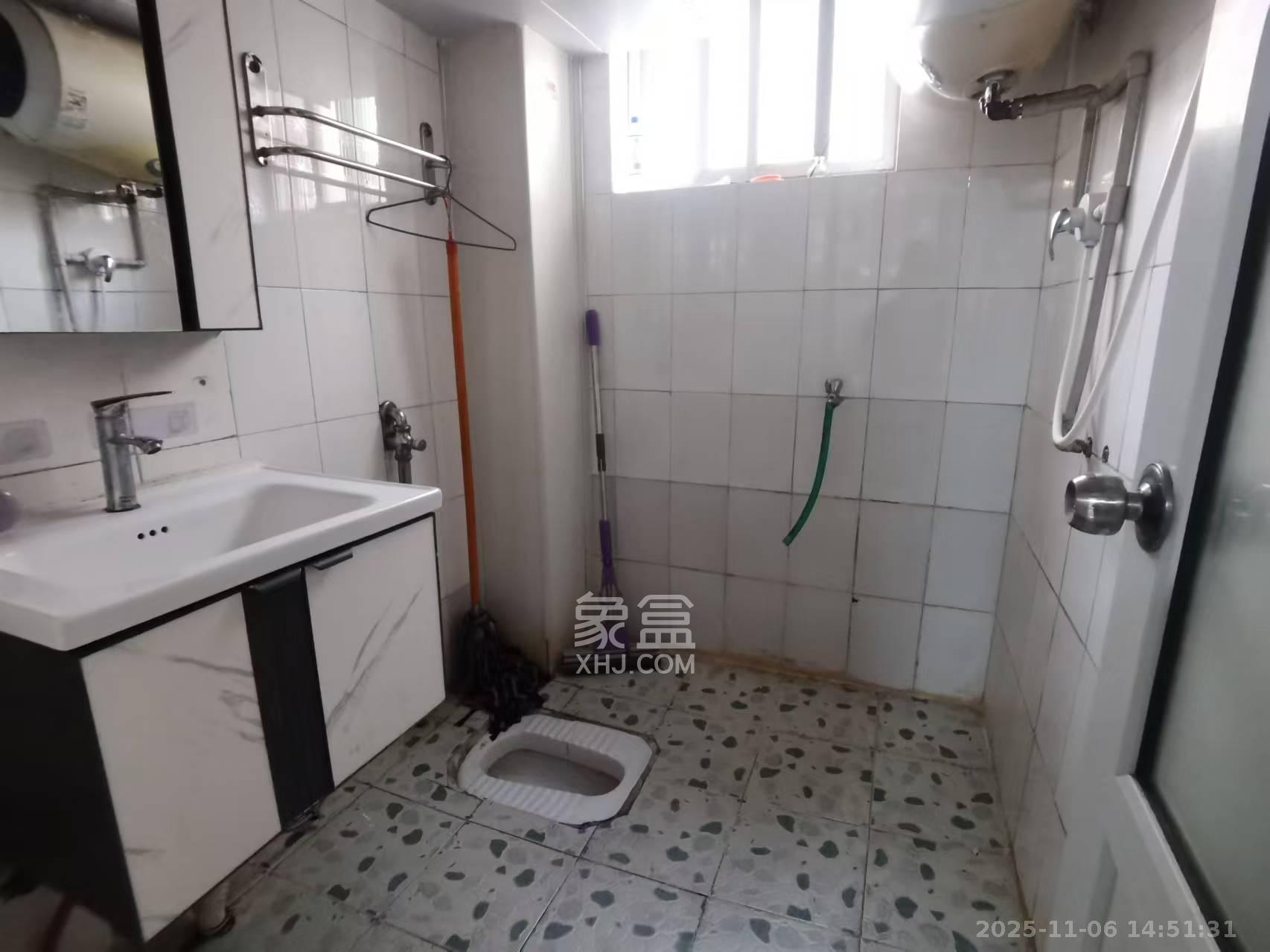 华欣公寓  2室2厅1卫    1500.0元/月室内图