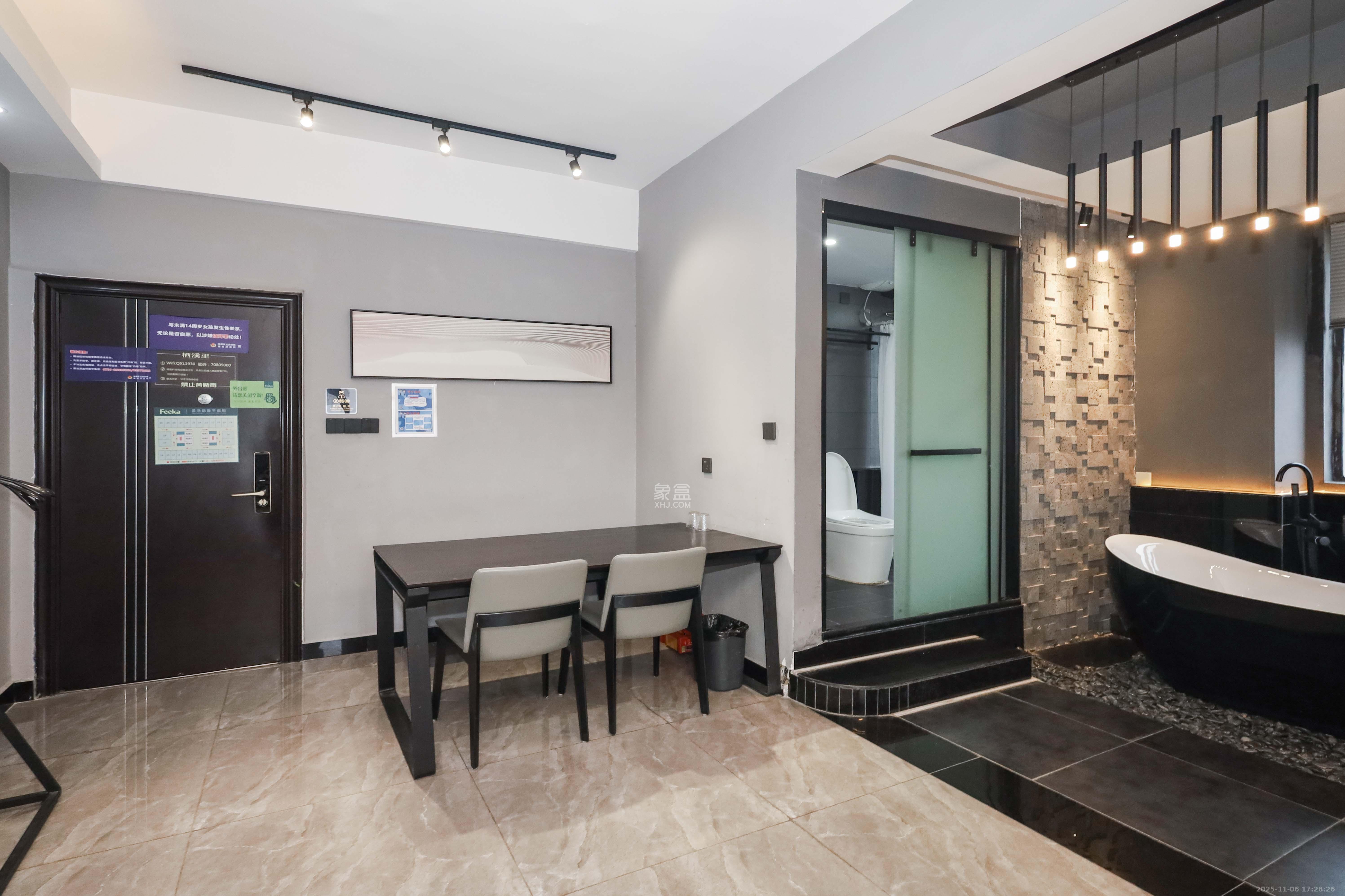 梅溪国际公寓（步步高新天地）  1室1厅1卫    55.0万其他