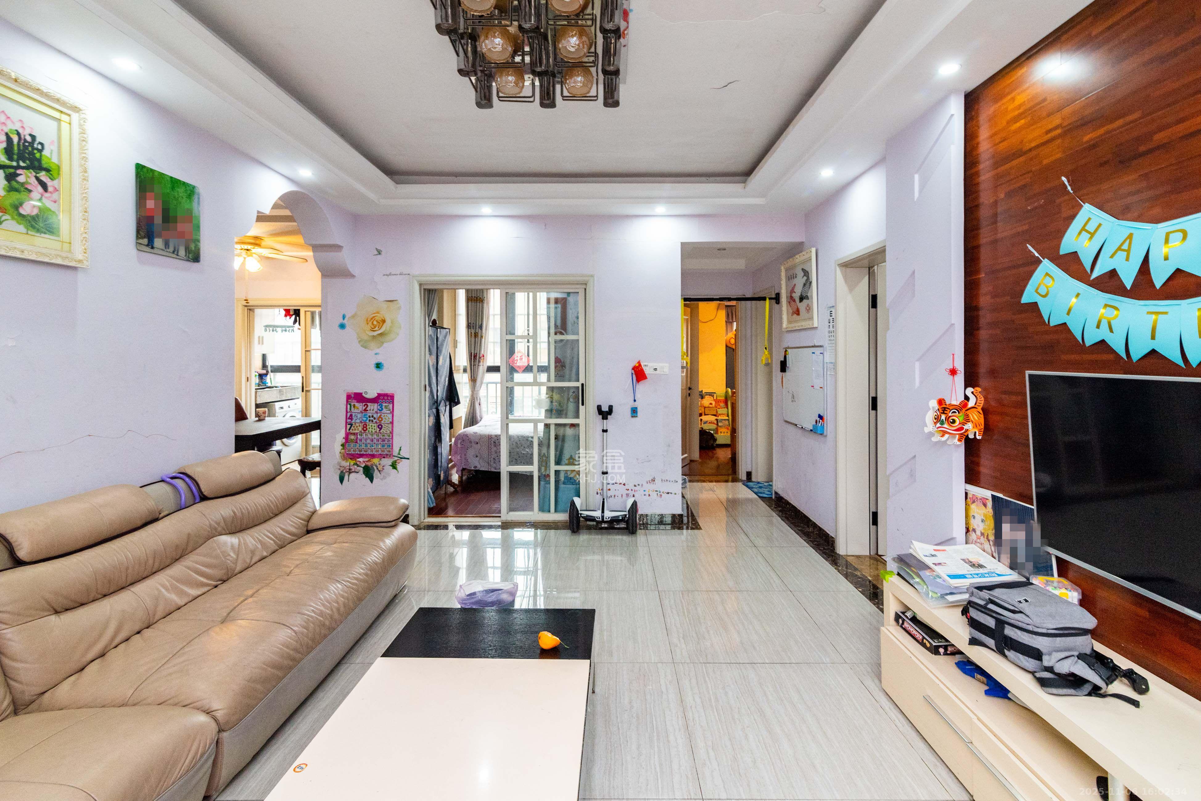 英祥春天 3室2厅2卫 2800.0元/月 英祥春天 3室2厅2卫 2800.0元/月室内图