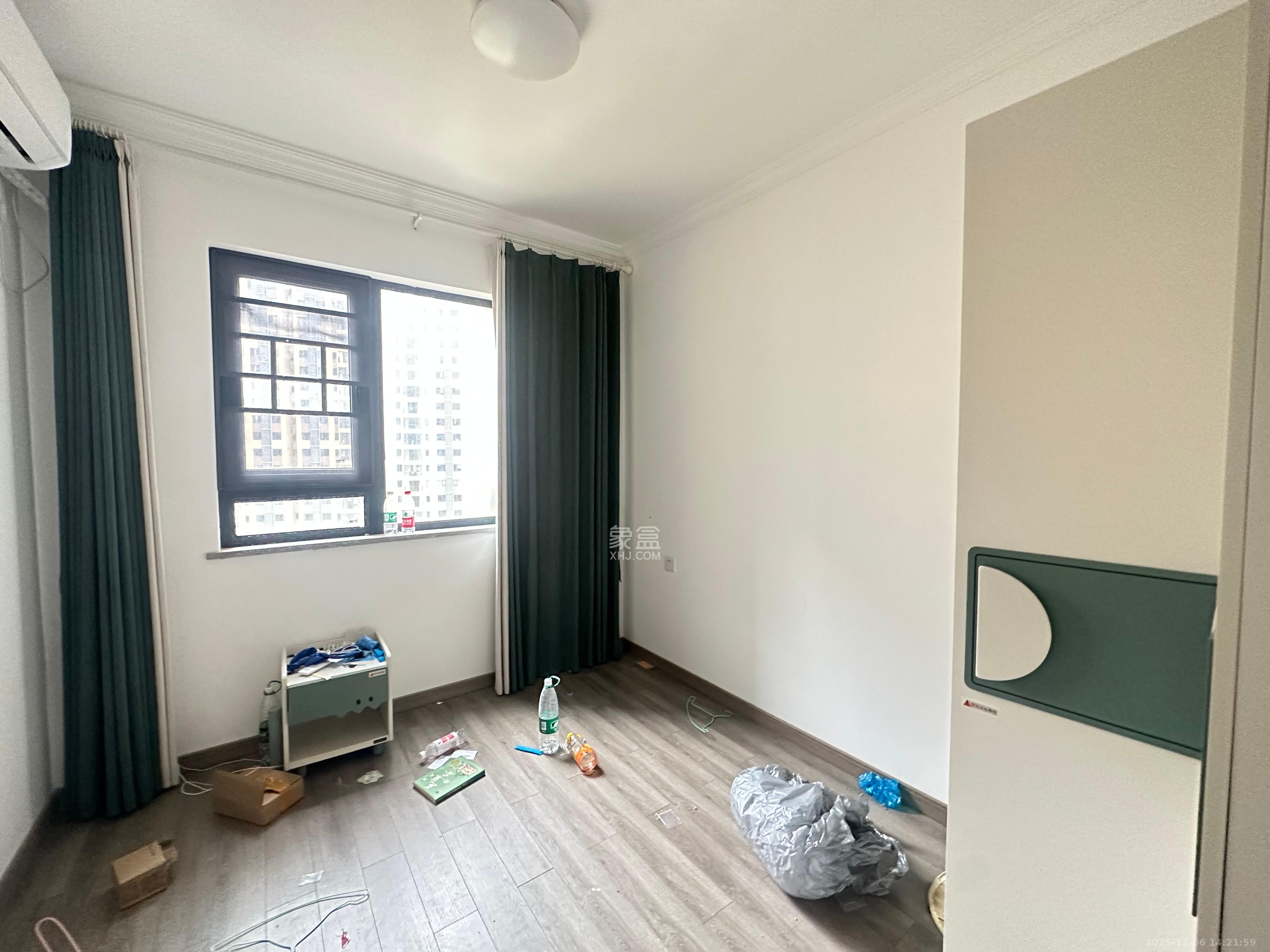 中建璟和城 4室2厅2卫 2800.0元/月 中建璟和城 4室2厅2卫 2800.0元/月室内图