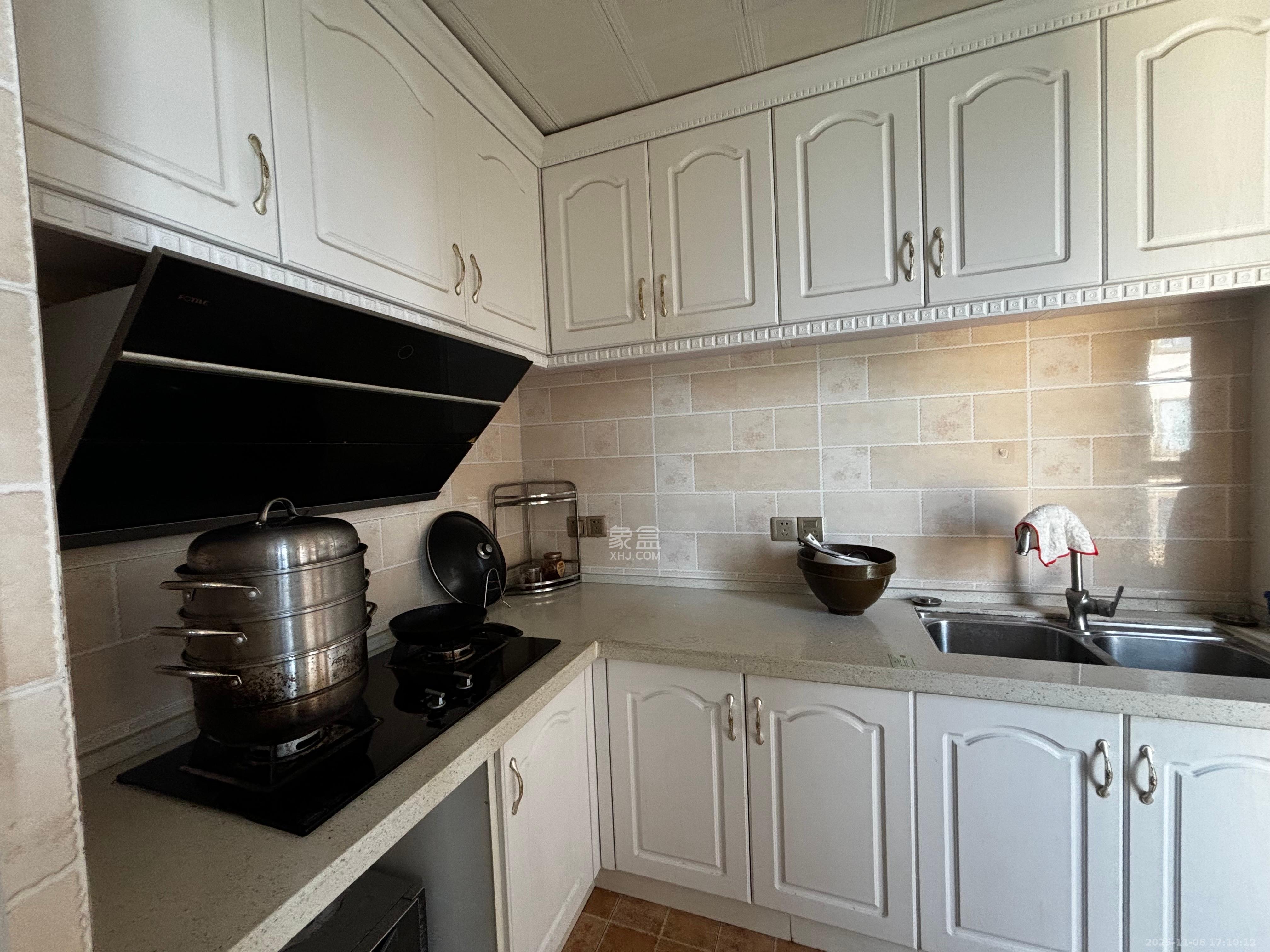 中建芙蓉嘉苑 3室2厅2卫 2700.0元/月 中建芙蓉嘉苑 3室2厅2卫 2700.0元/月室内图