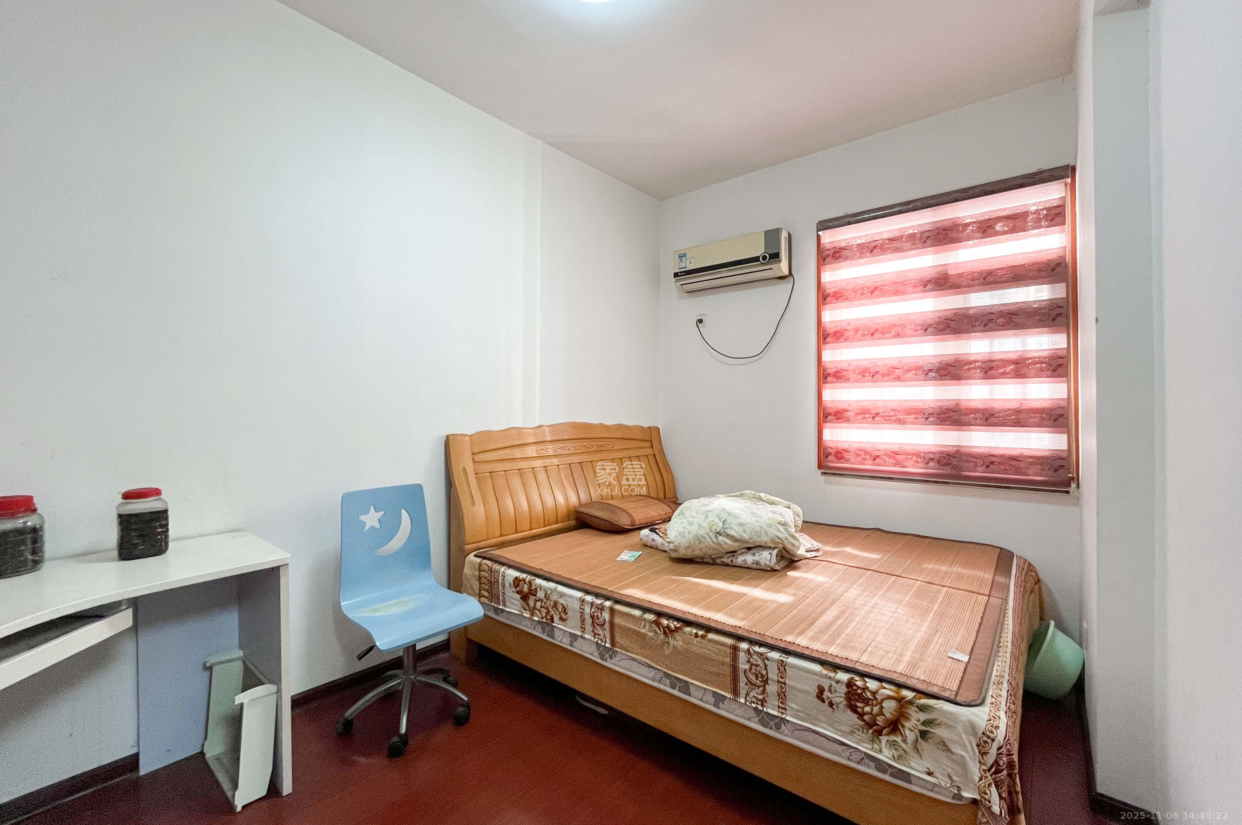 中房F联邦  4室2厅2卫    100.0万其他