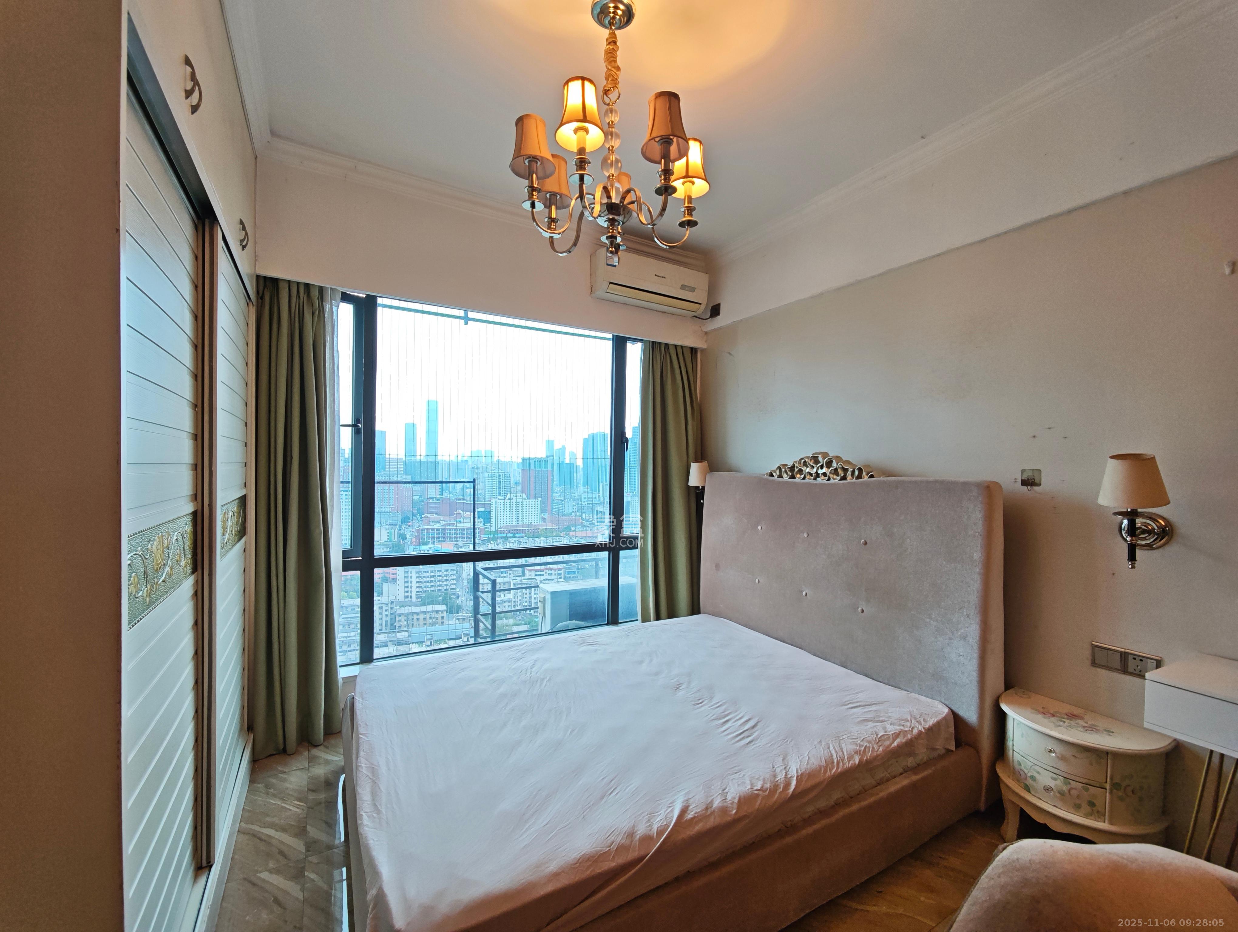 名富公寓  1室1厅1卫    2000.0元/月室内图