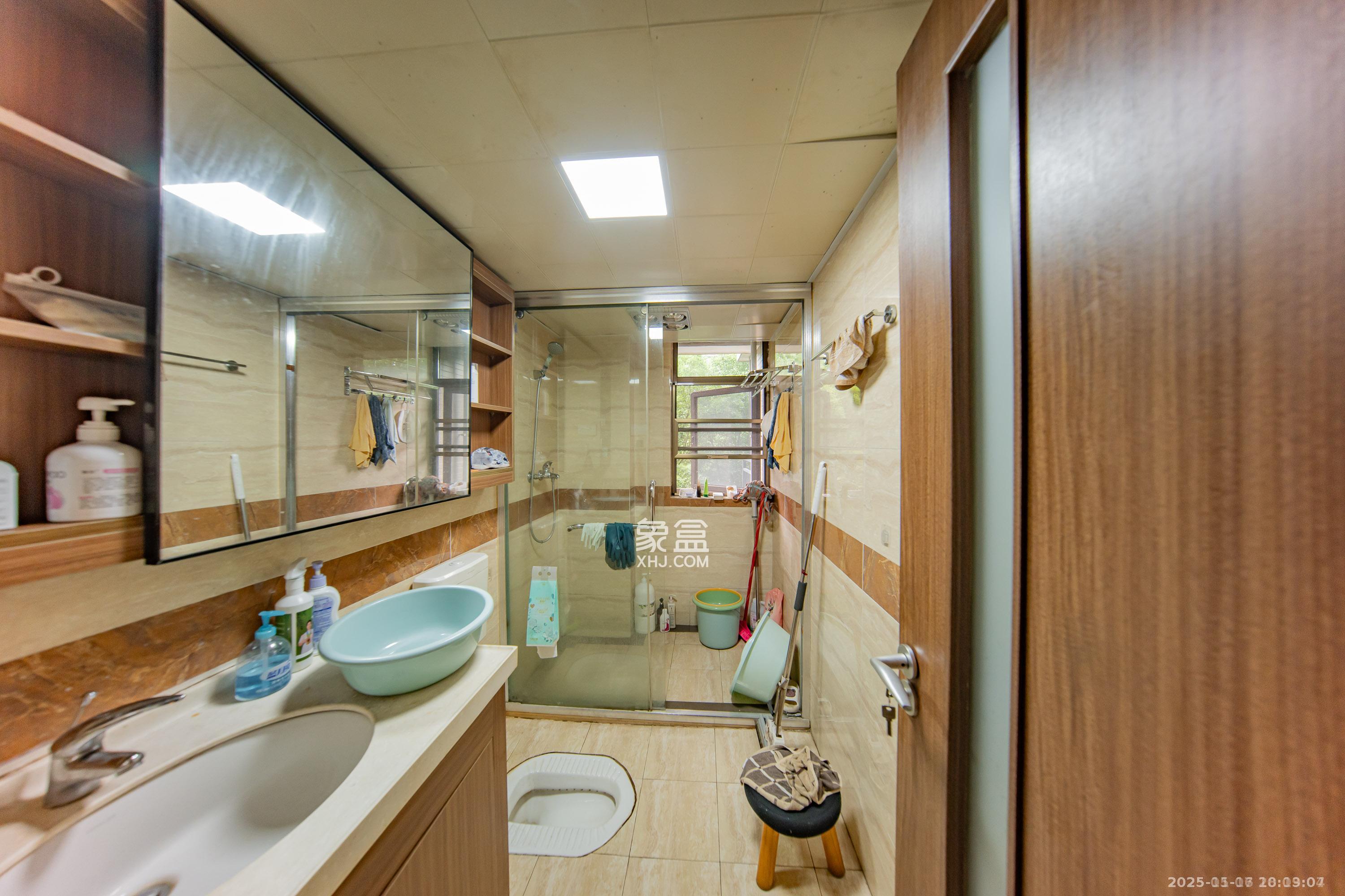 江山帝景哈佛 3室2厅2卫 2100.0元/月 江山帝景哈佛 3室2厅2卫 2100.0元/月室内图