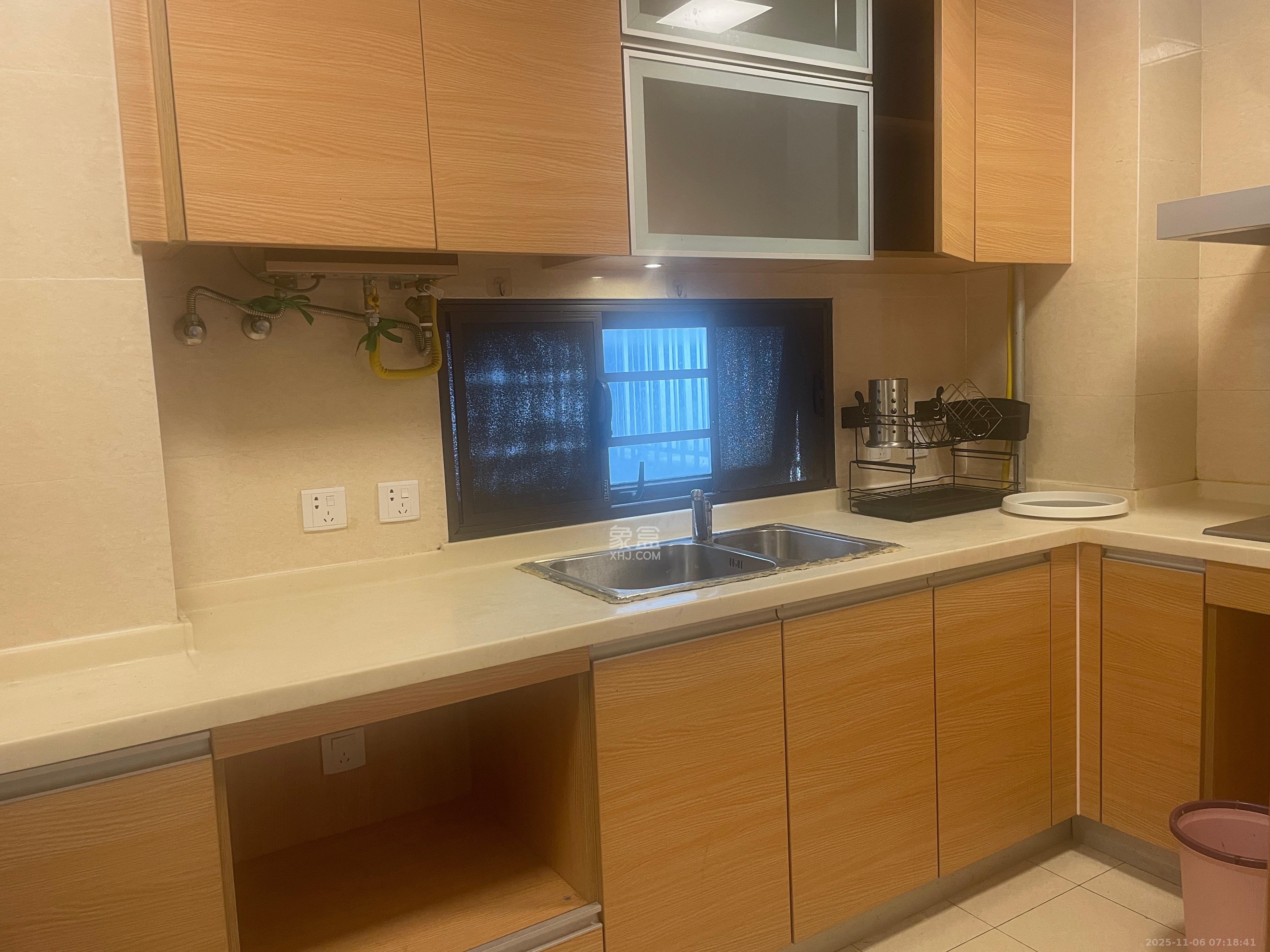 旭辉国际广场（永升商业广场）  3室2厅2卫    3000.0元/月室内图