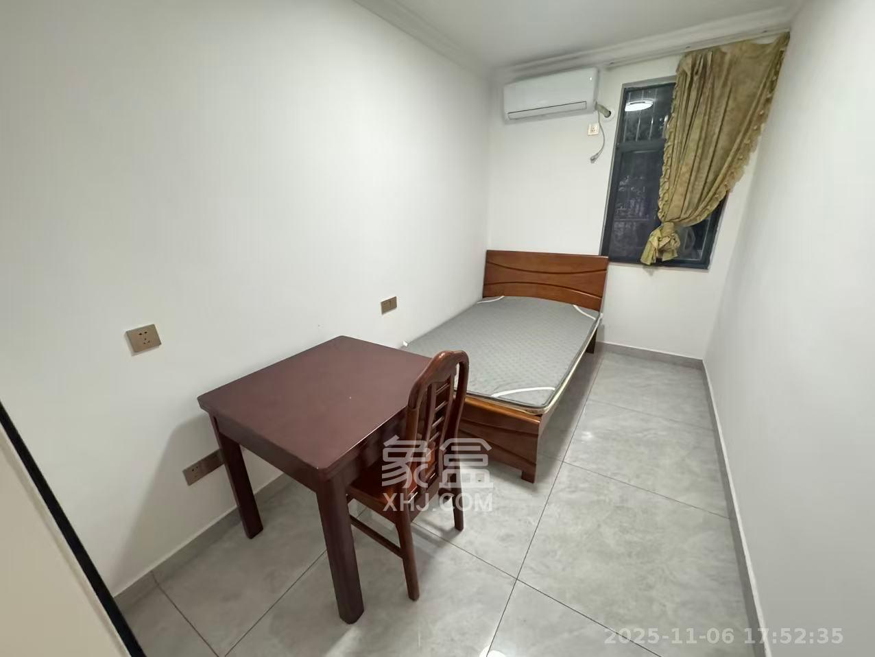 红旗区二片 2室1厅1卫 2100.0元/月 红旗区二片 2室1厅1卫 2100.0元/月室内图