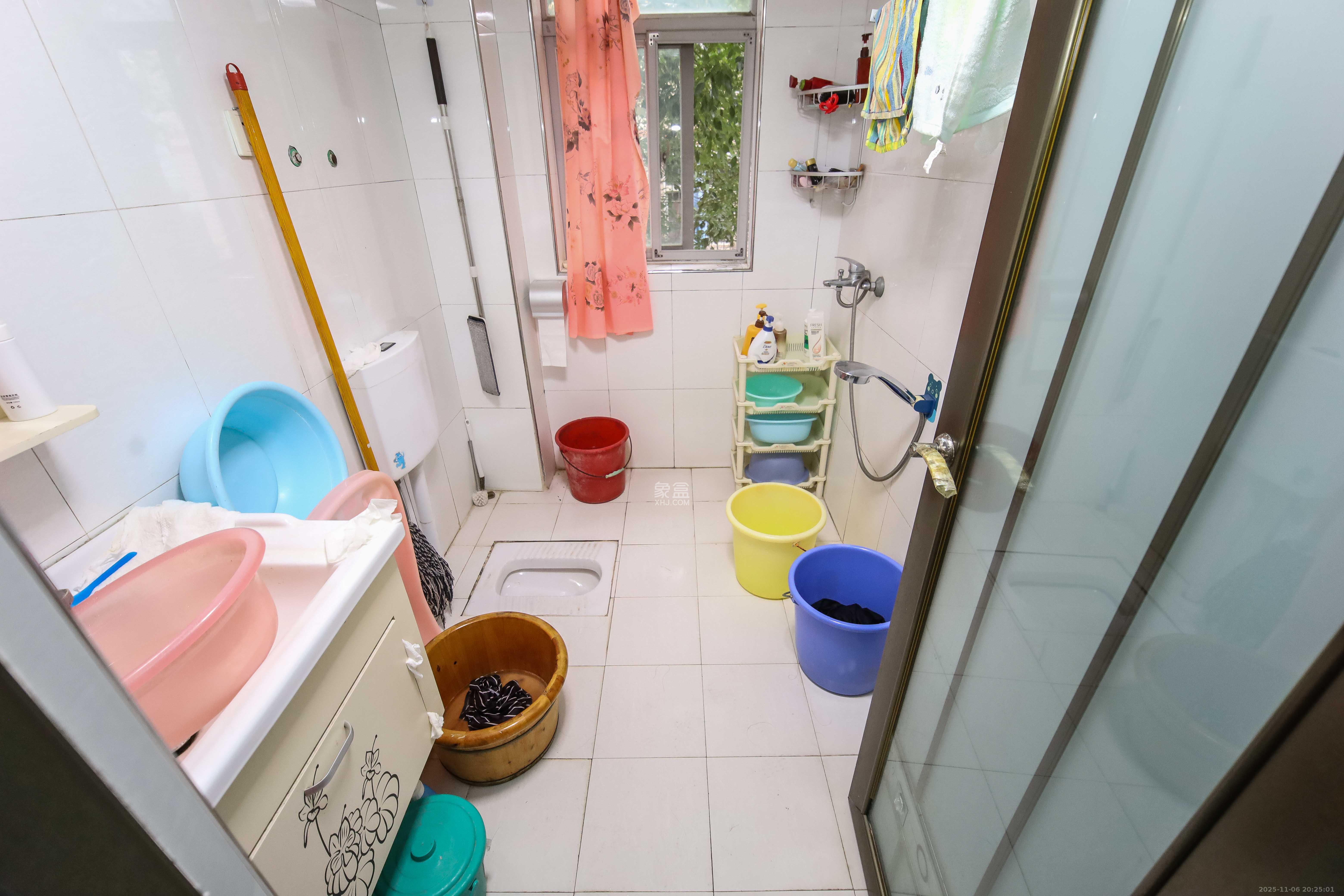 金龙苑 1室0厅0卫 120.0万 金龙苑 1室0厅0卫 120.0万卫生间