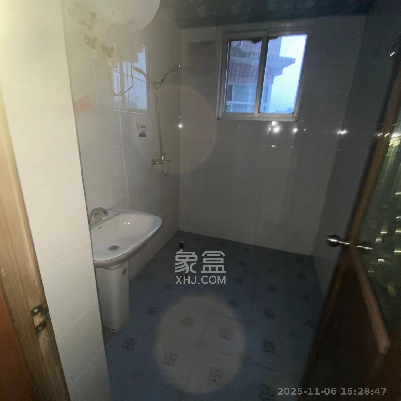 丰泉家园  3室2厅1卫    4500.0元/月室内图