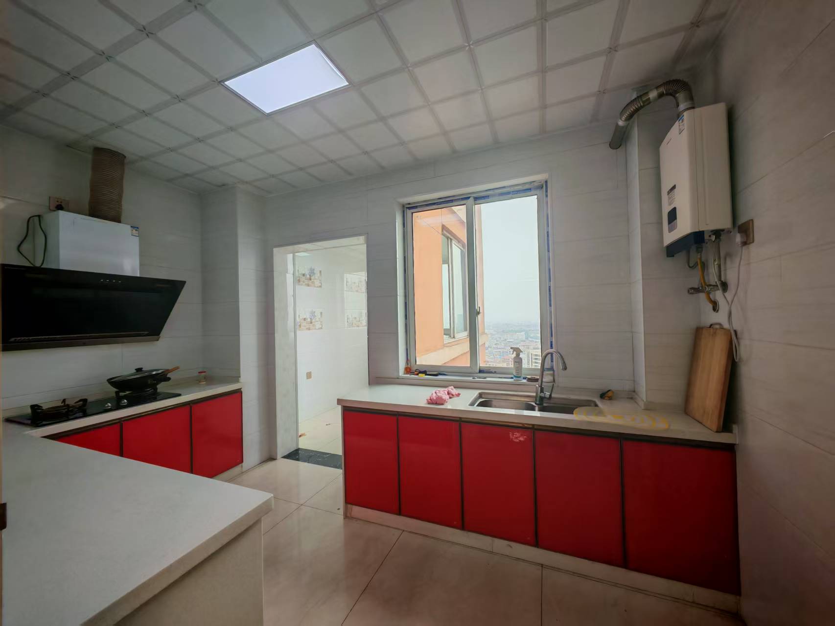 福泽大厦  3室2厅2卫    1800.0元/月室内图