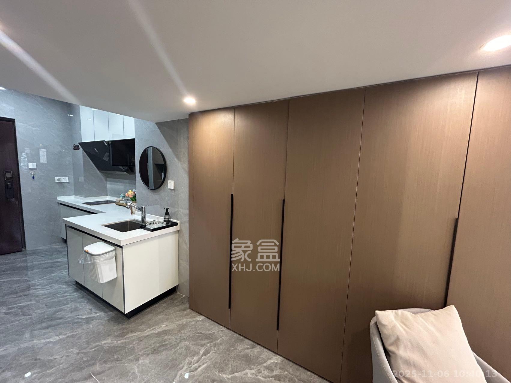 环亚高铁芯城 1室1厅1卫 2800.0元/月 环亚高铁芯城 1室1厅1卫 2800.0元/月室内图