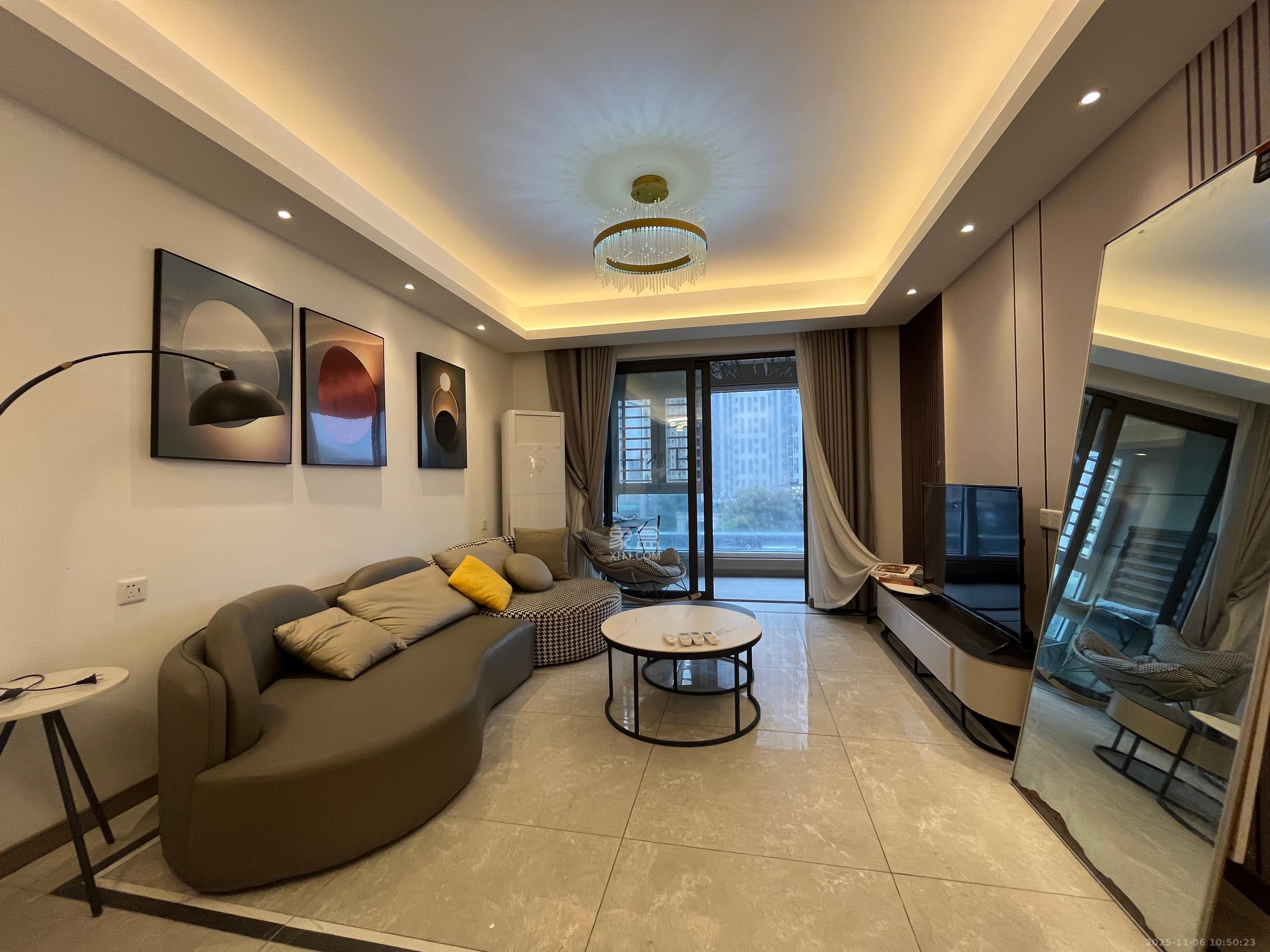 龙湖铂金中心(龙湖春江郦城) 3室2厅2卫 4000.0元/月 龙湖铂金中心(龙湖春江郦城) 3室2厅2卫 4000.0元/月室内图