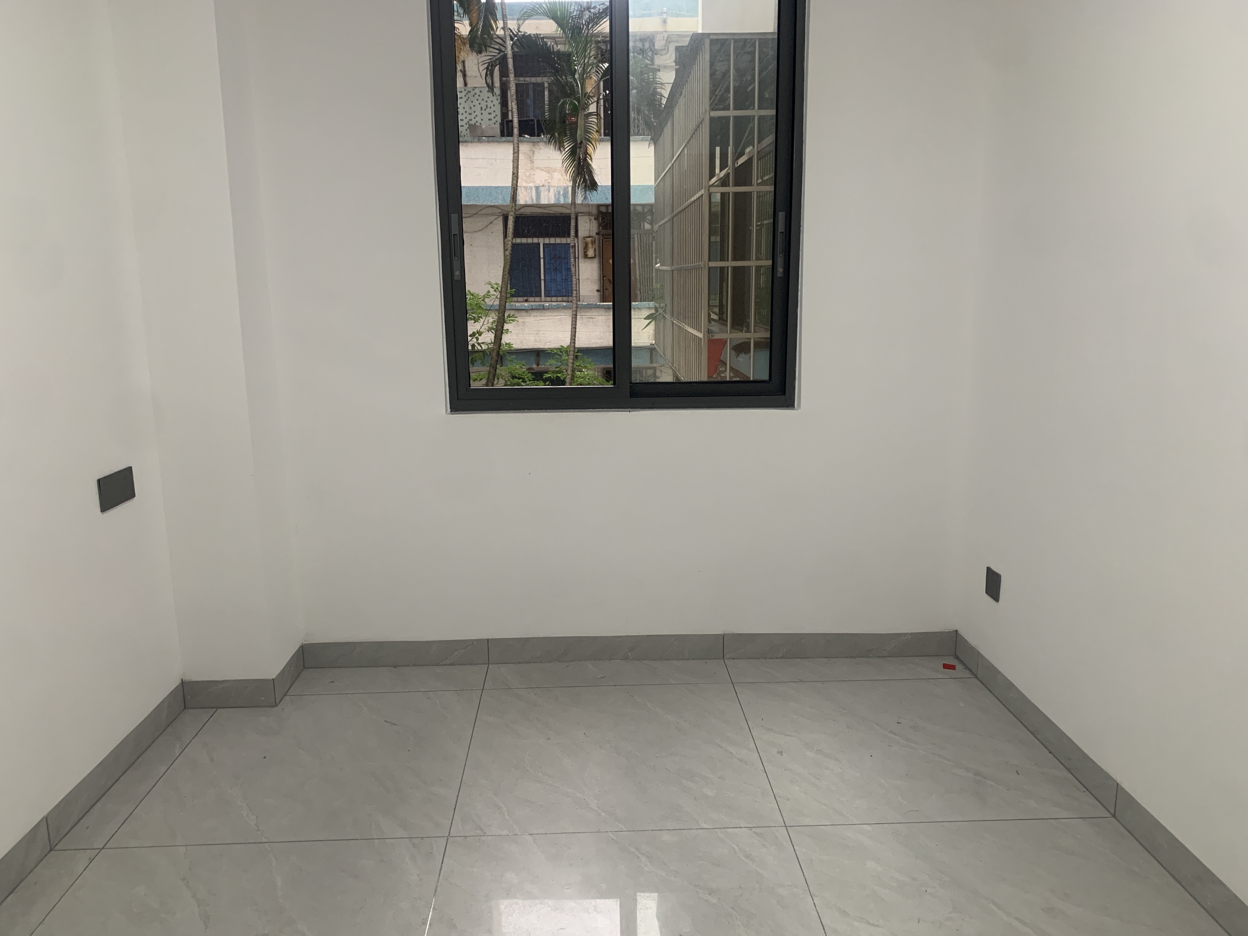 椰树小区  2室1厅1卫    75.0万客厅