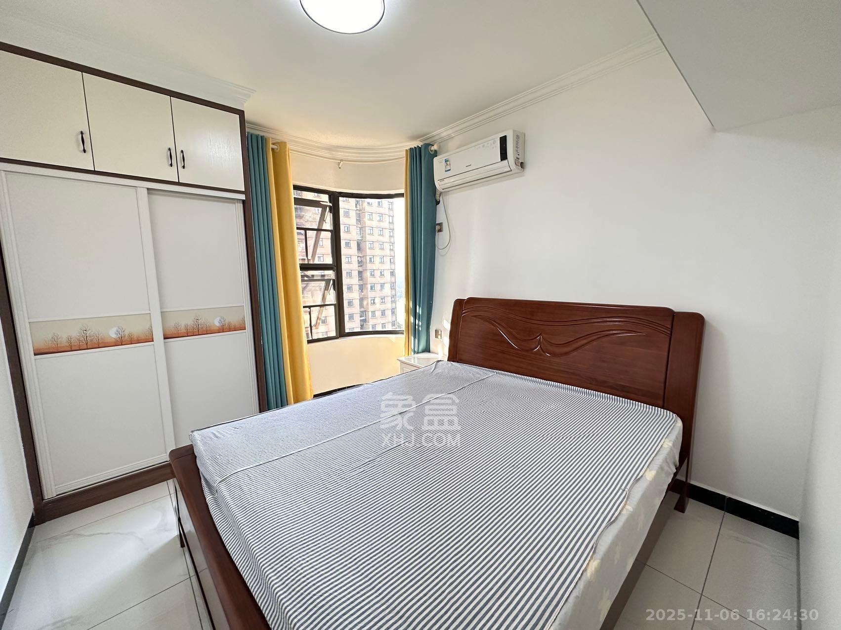 嘉雨兴园  2室1厅1卫    2600.0元/月室内图