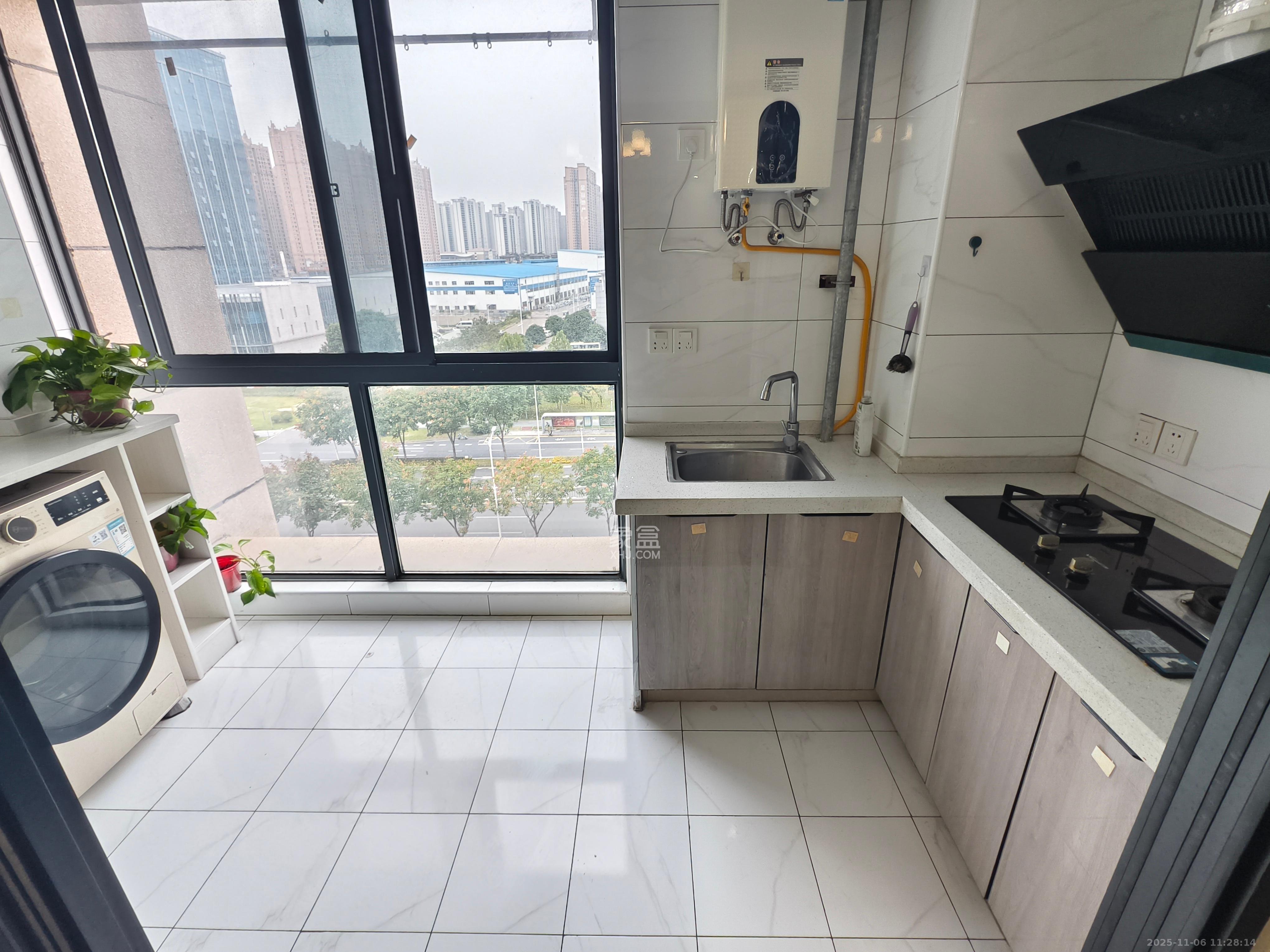 明发国际城  1室1厅1卫    1400.0元/月室内图