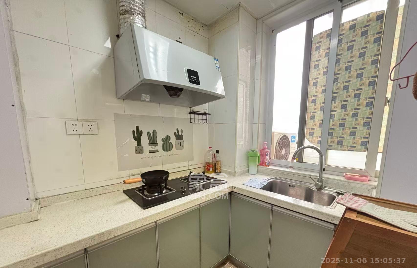 菁华源  1室1厅1卫    1700.0元/月室内图