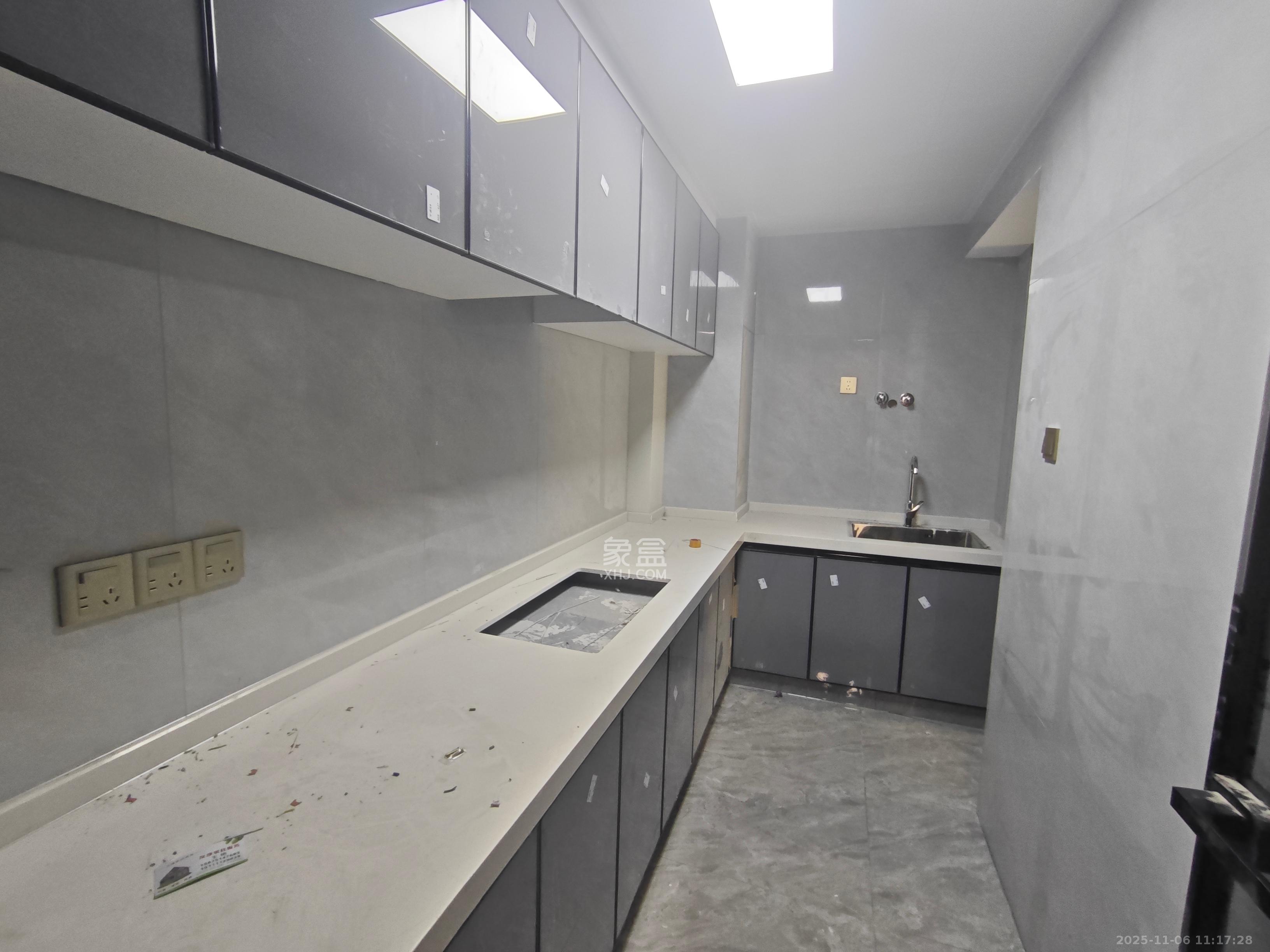 望远嘉苑 2室1厅1卫 2400.0元/月 望远嘉苑 2室1厅1卫 2400.0元/月室内图