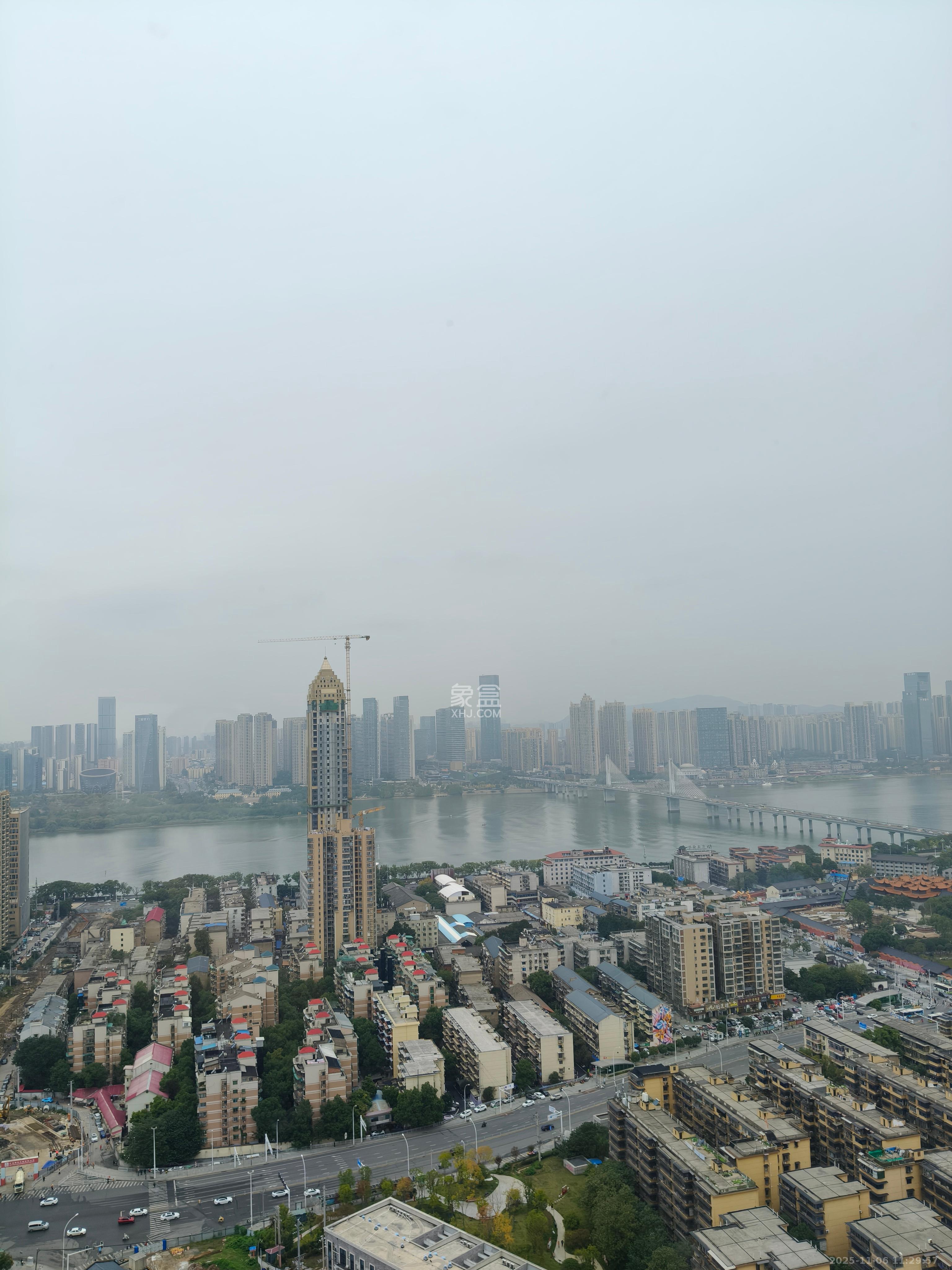 建发养云 1室0厅0卫 3200.0元/月 建发养云 1室0厅0卫 3200.0元/月室内图