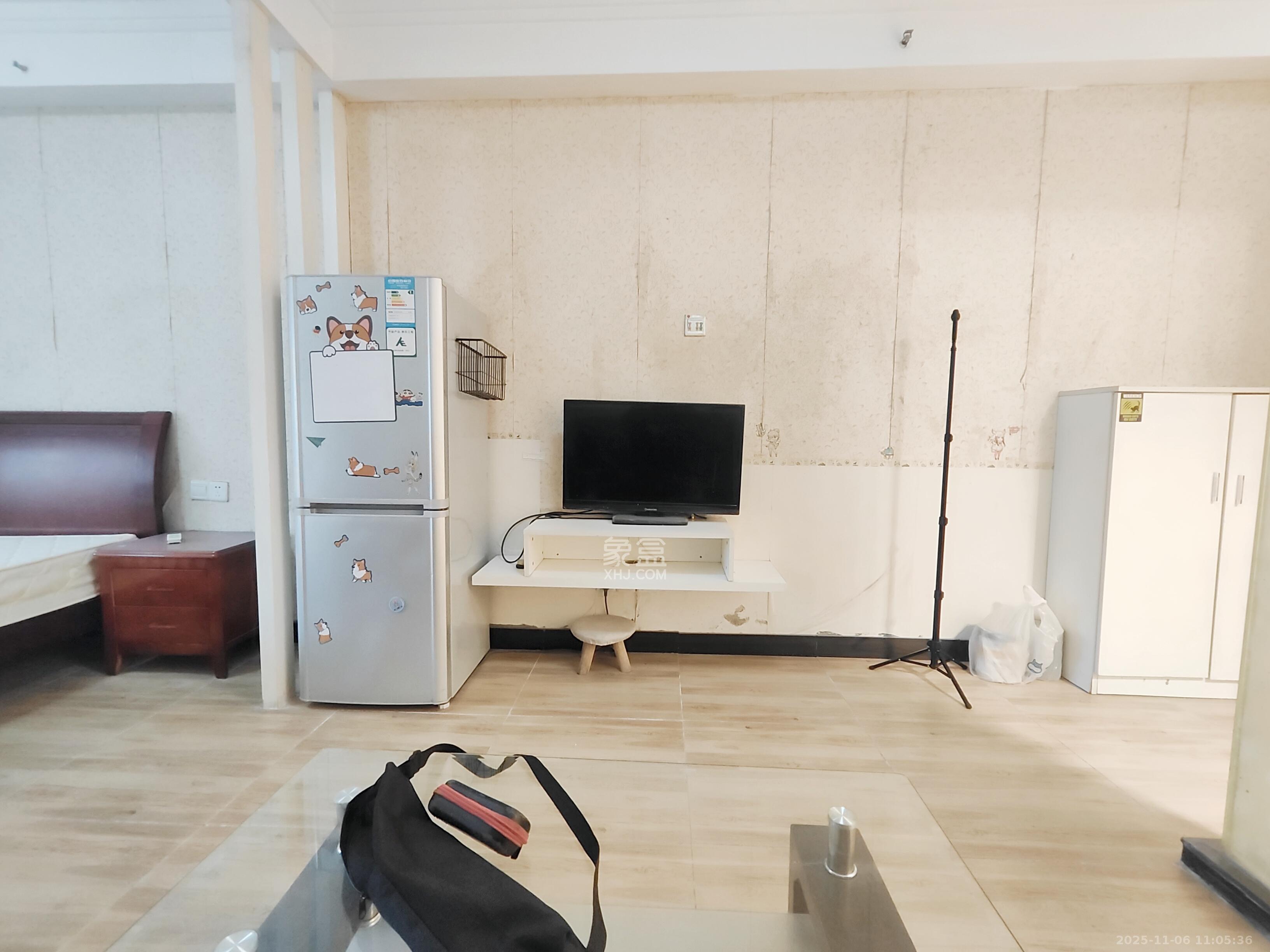 兰卡威国际  1室1厅1卫    1600.0元/月