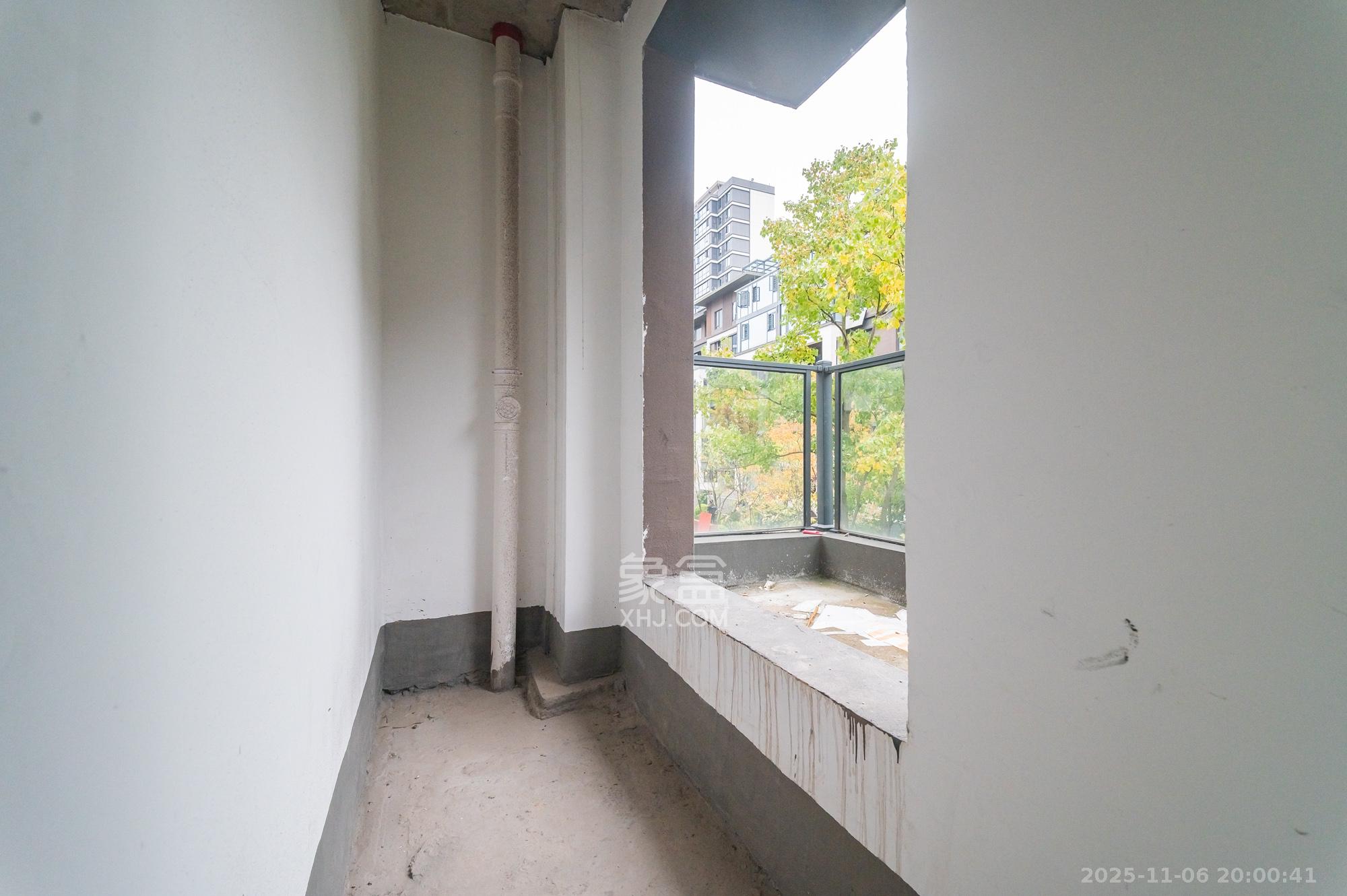 五矿万境松雅 5室2厅3卫 230.0万 五矿万境松雅 5室2厅3卫 230.0万其他