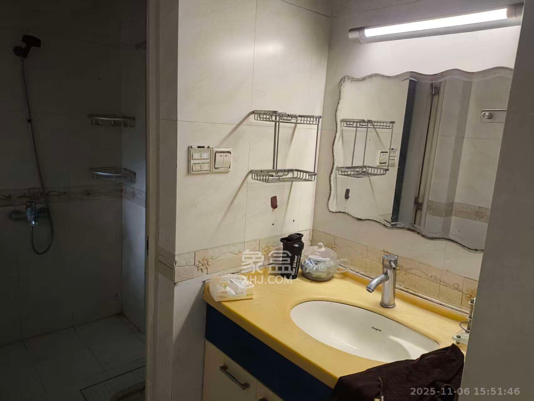 仁和雨花家园  3室2厅2卫    2500.0元/月室内图