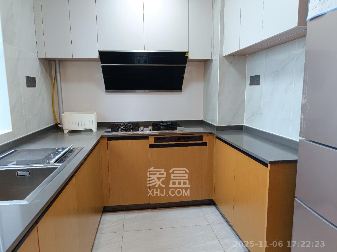 万科魅力之城天阔里 4室2厅2卫 3400.0元/月 万科魅力之城天阔里 4室2厅2卫 3400.0元/月室内图