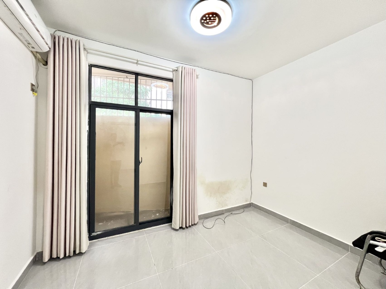 滨景花园 5室3厅3卫 9000.0元/月 滨景花园 5室3厅3卫 9000.0元/月室内图