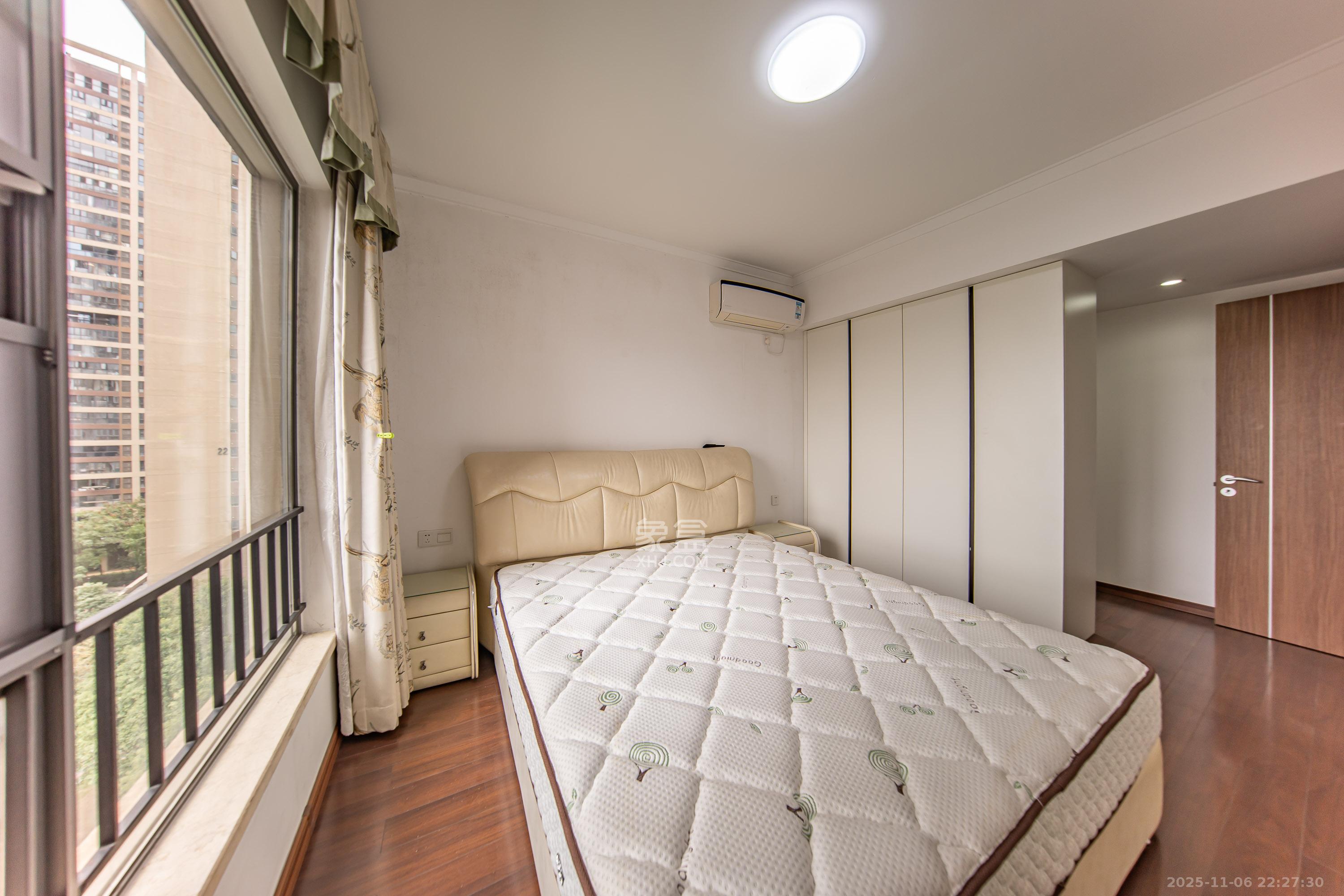 万科白鹭郡 4室2厅2卫 158.0万 万科白鹭郡 4室2厅2卫 158.0万卧室