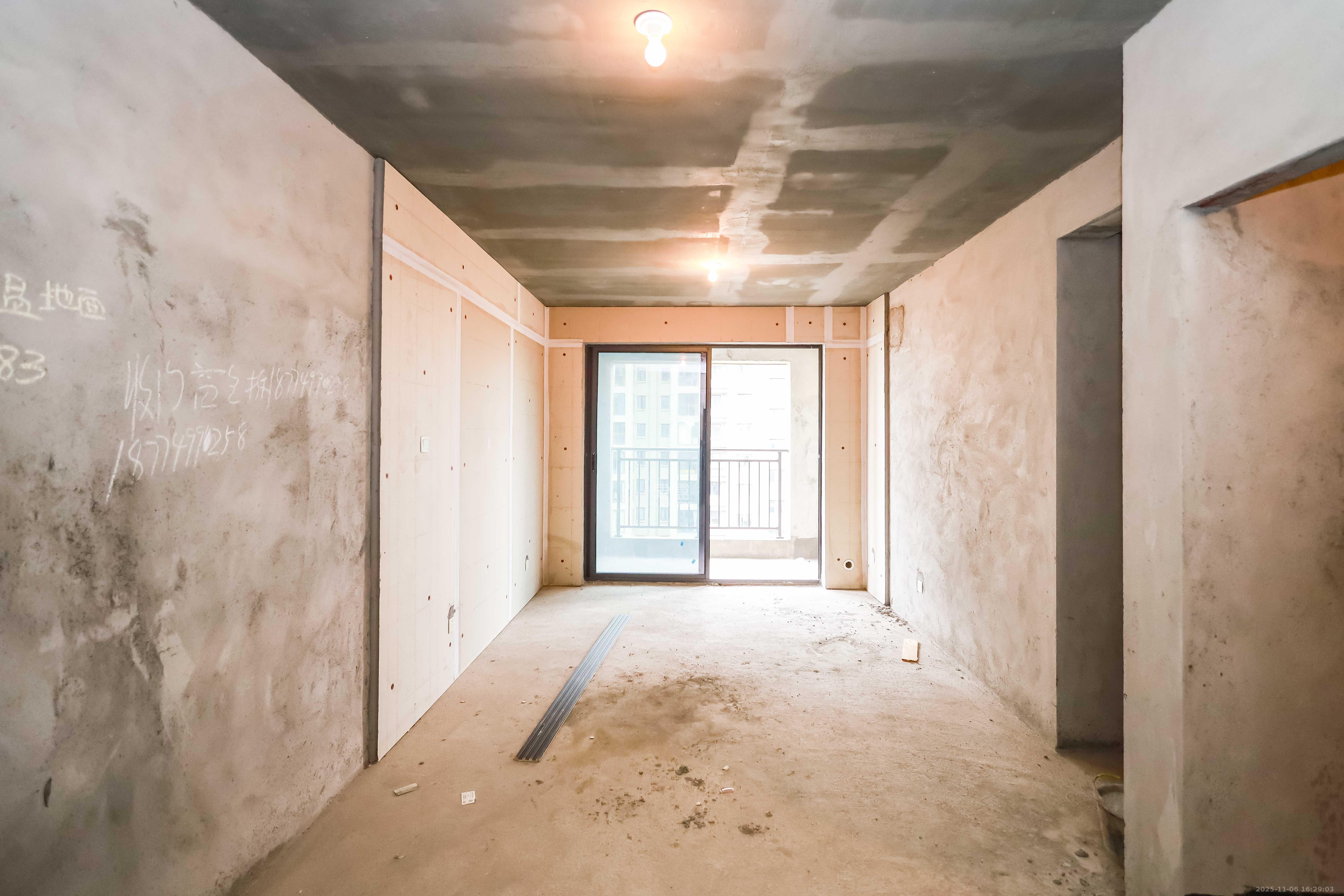 通号岭绣苑  3室2厅1卫    65.0万