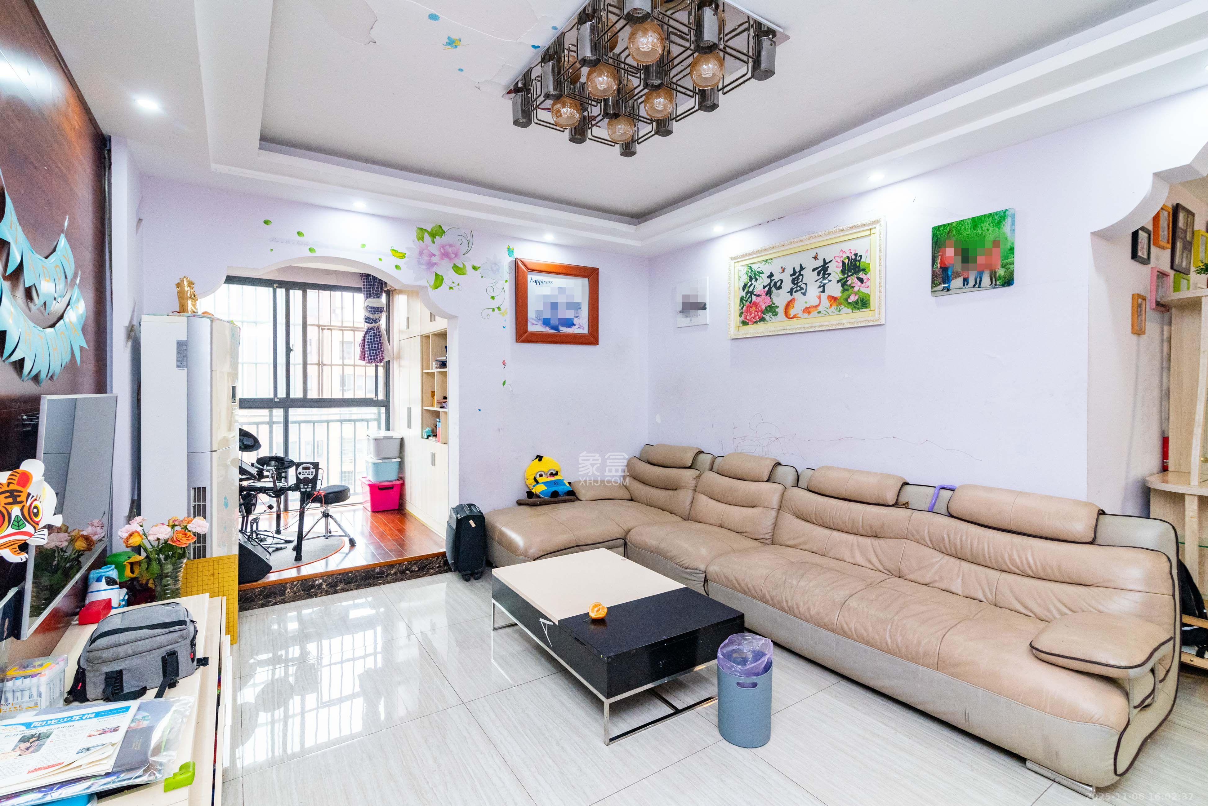 英祥春天 3室2厅2卫 2800.0元/月 英祥春天 3室2厅2卫 2800.0元/月室内图