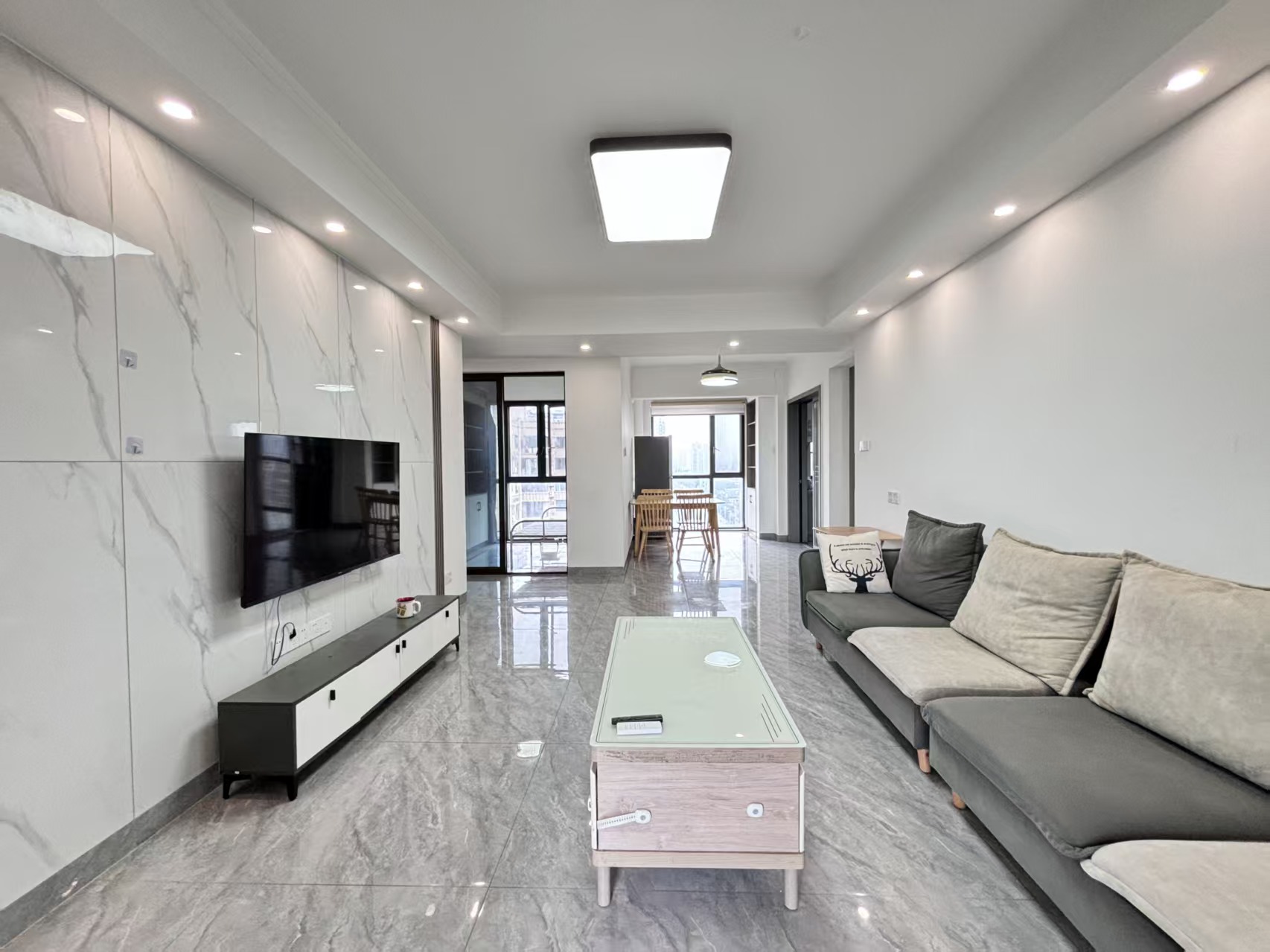 云开壹品樾玺 1室0厅0卫 3200.0元/月 云开壹品樾玺 1室0厅0卫 3200.0元/月户型图