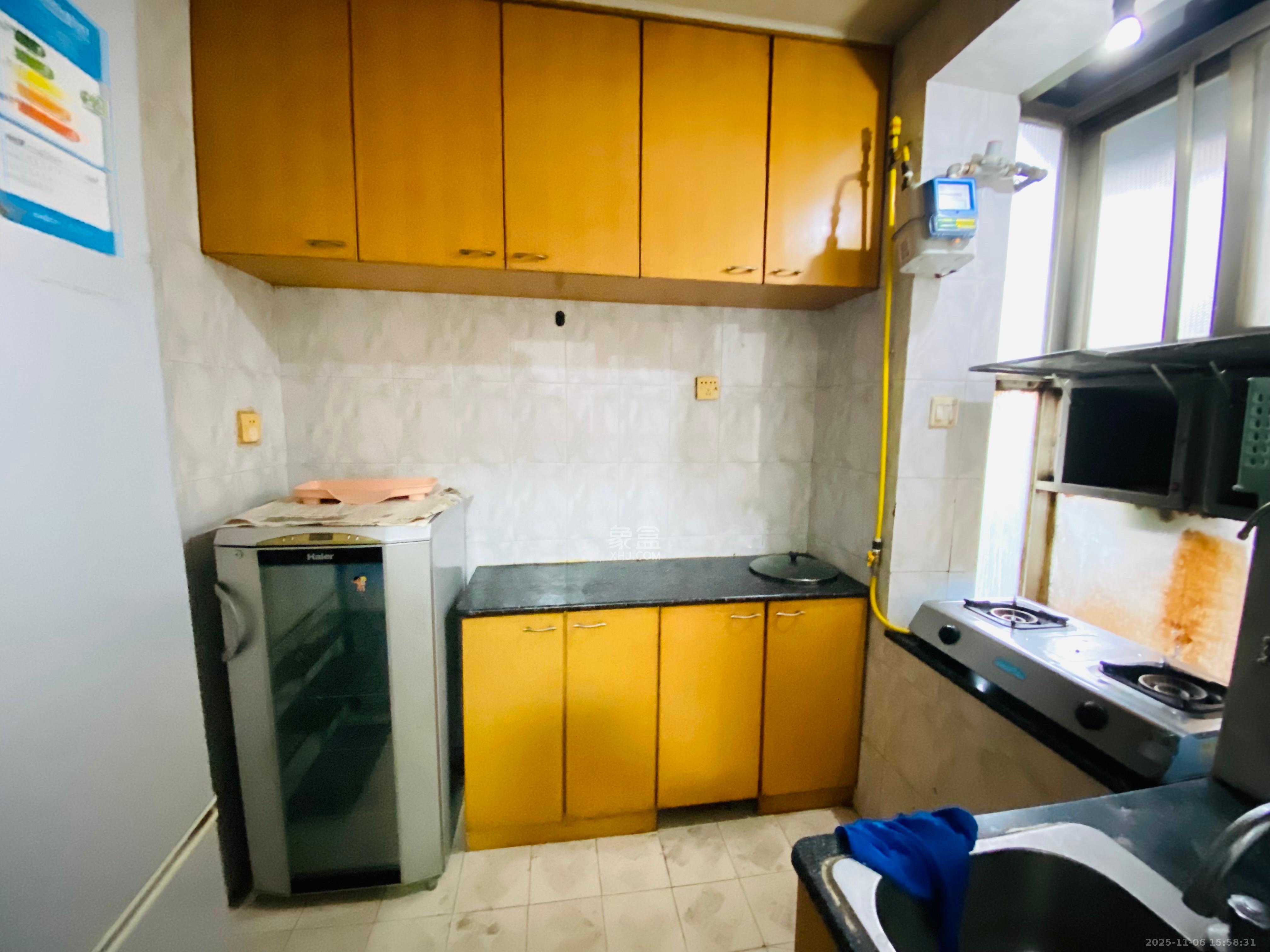 侯家塘有色研究院(长沙有色大院) 3室2厅1卫 2500.0元/月 侯家塘有色研究院(长沙有色大院) 3室2厅1卫 2500.0元/月室内图